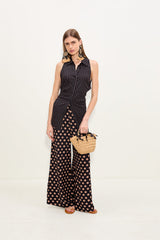 Loch Sleeveless Crepe Button Up - Black/Tan Polka Dot