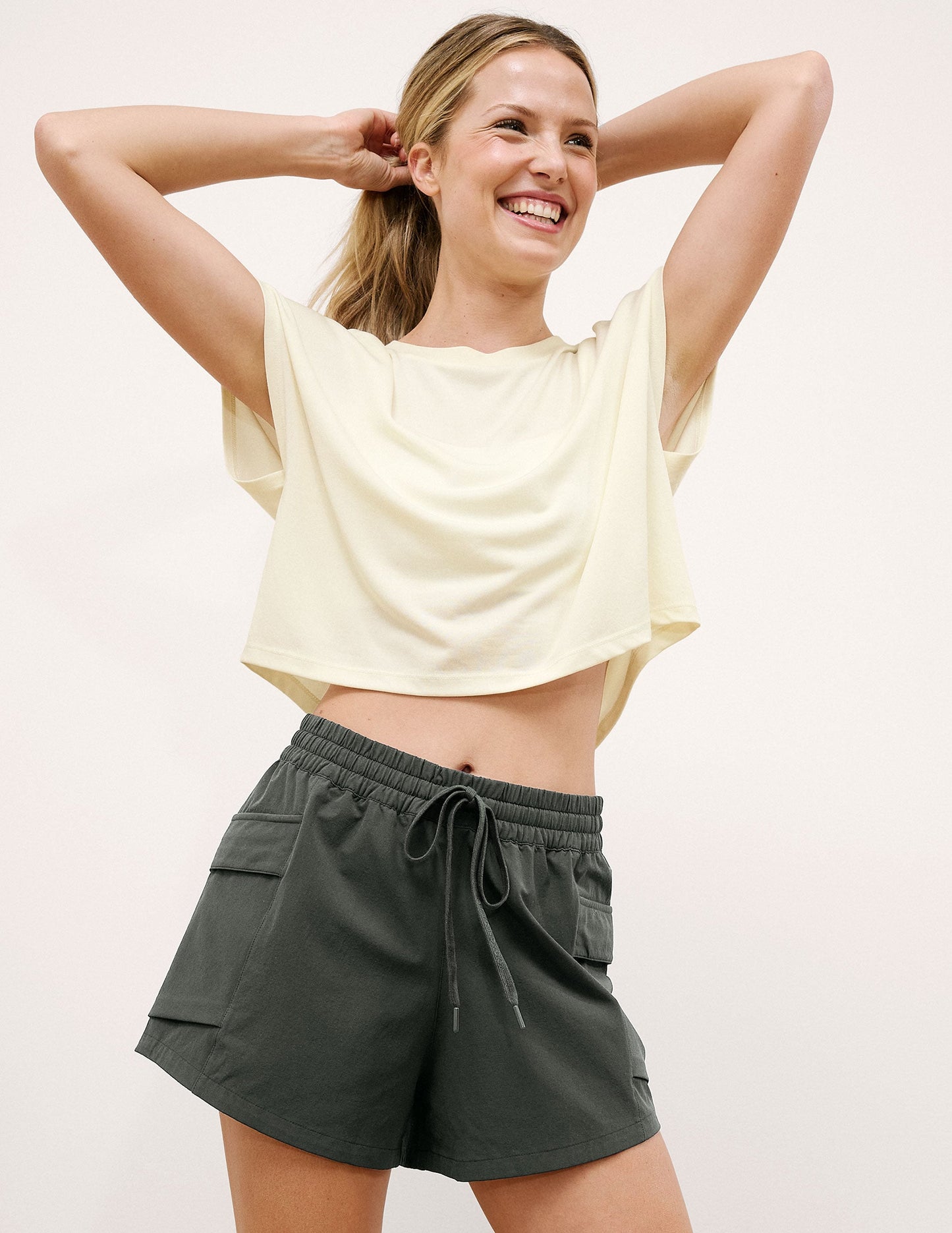 Beyond Yoga Women's 3" Mid-Rise Peak Shorts - Slate Green
