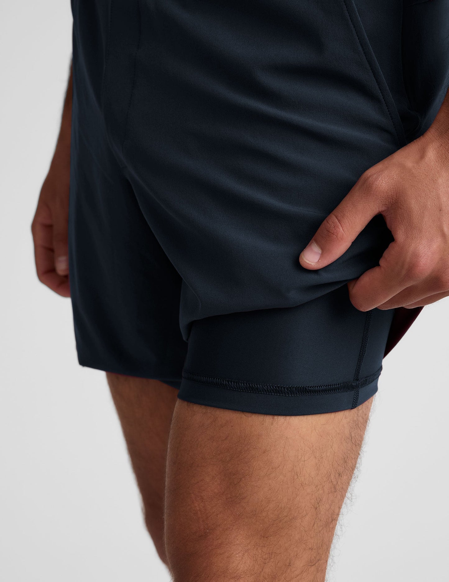 Beyond Yoga Men's 7" Lined Running Pivotal 2.0 Shorts - Nocturnal Navy