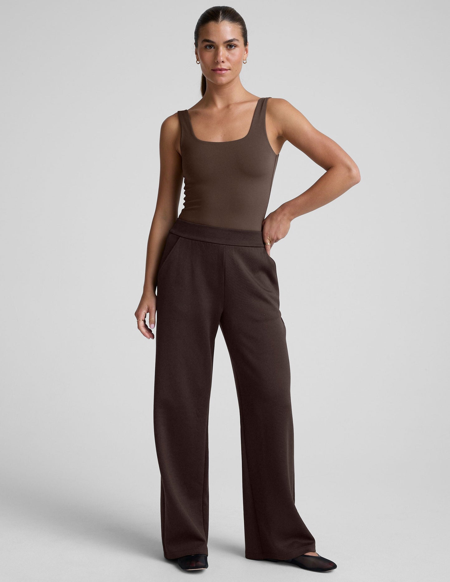 Beyond Yoga Wide Leg Elastic Waist Flowy Pants - Dark Chocolate