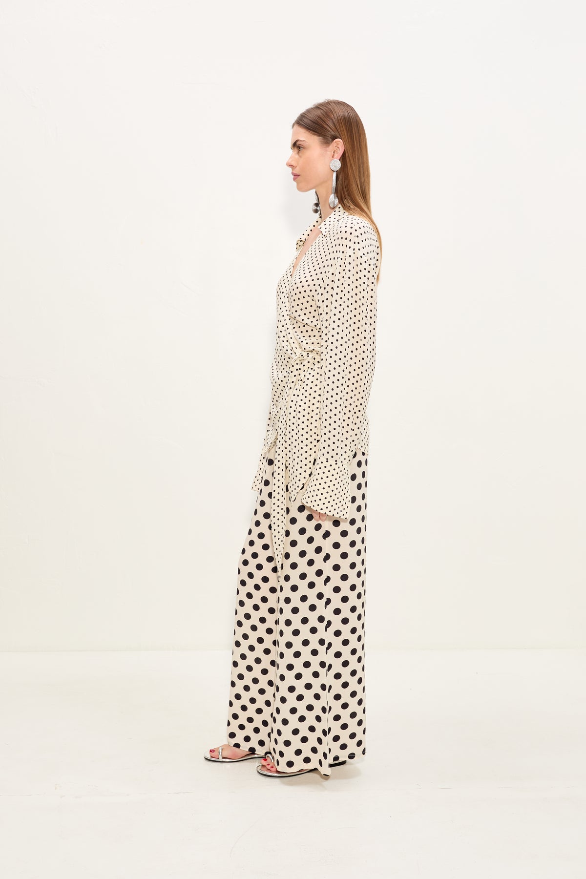 Nella Crepe Wide Leg Pant - Macadamia/Black Polka Dot