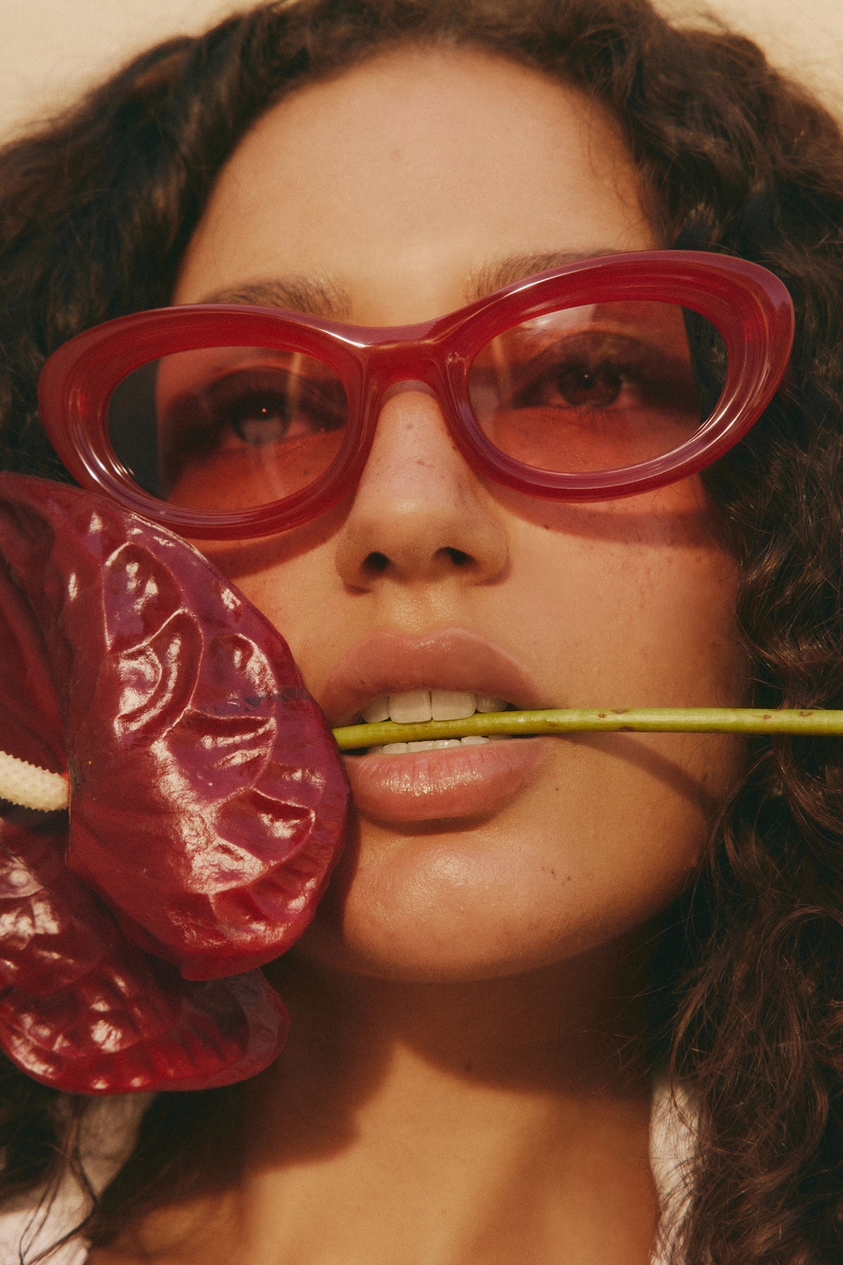 SM X DELARGE MIRAGE SUNGLASSES - MILKY RED