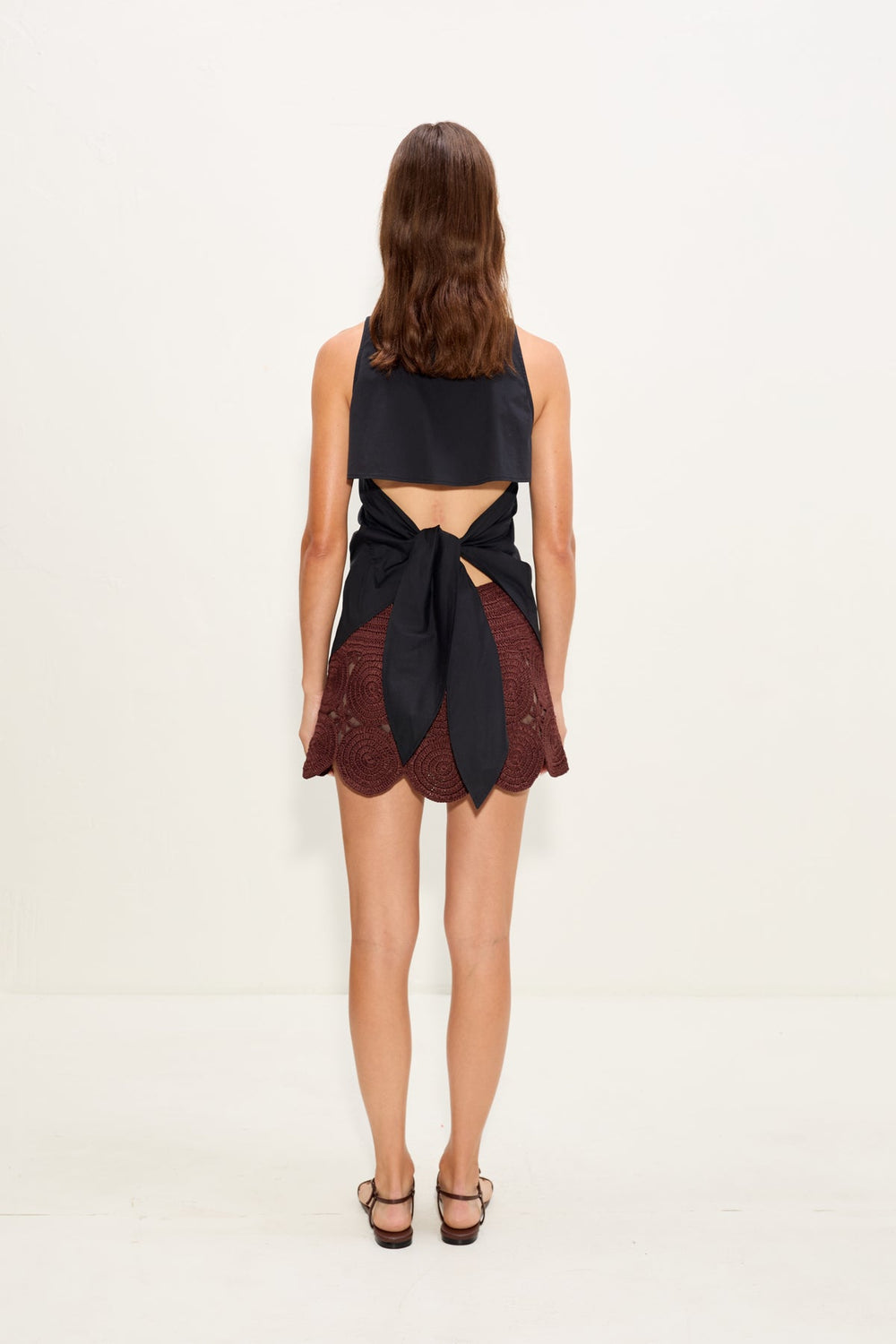 Loch Sleeveless Poplin Button Up - BLACK