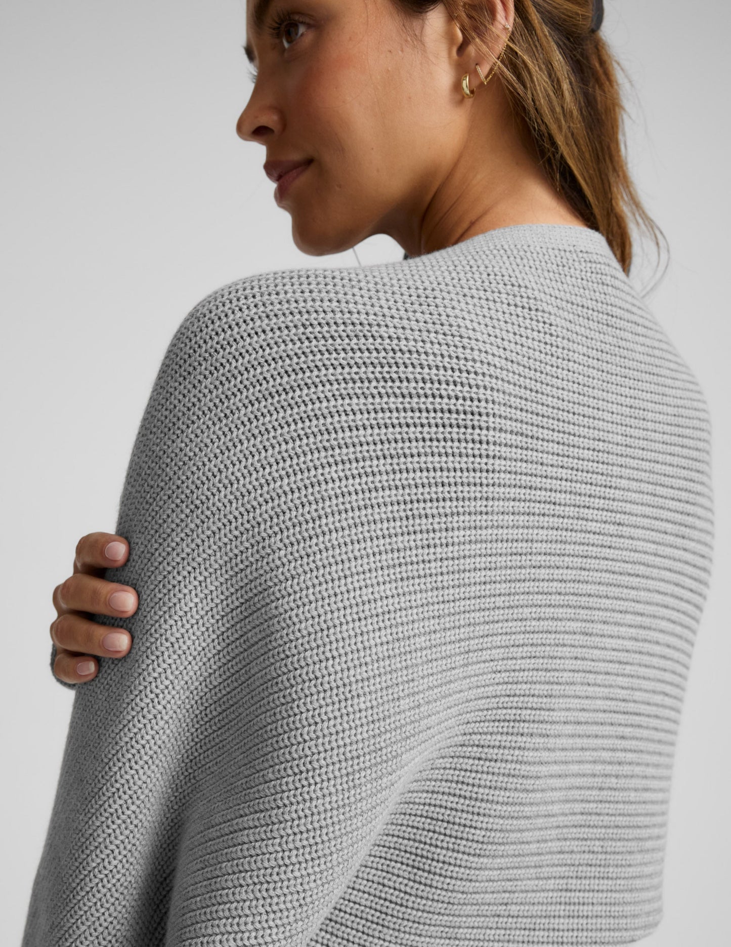 Beyond Yoga Ready For Barre Relaxed Shrug