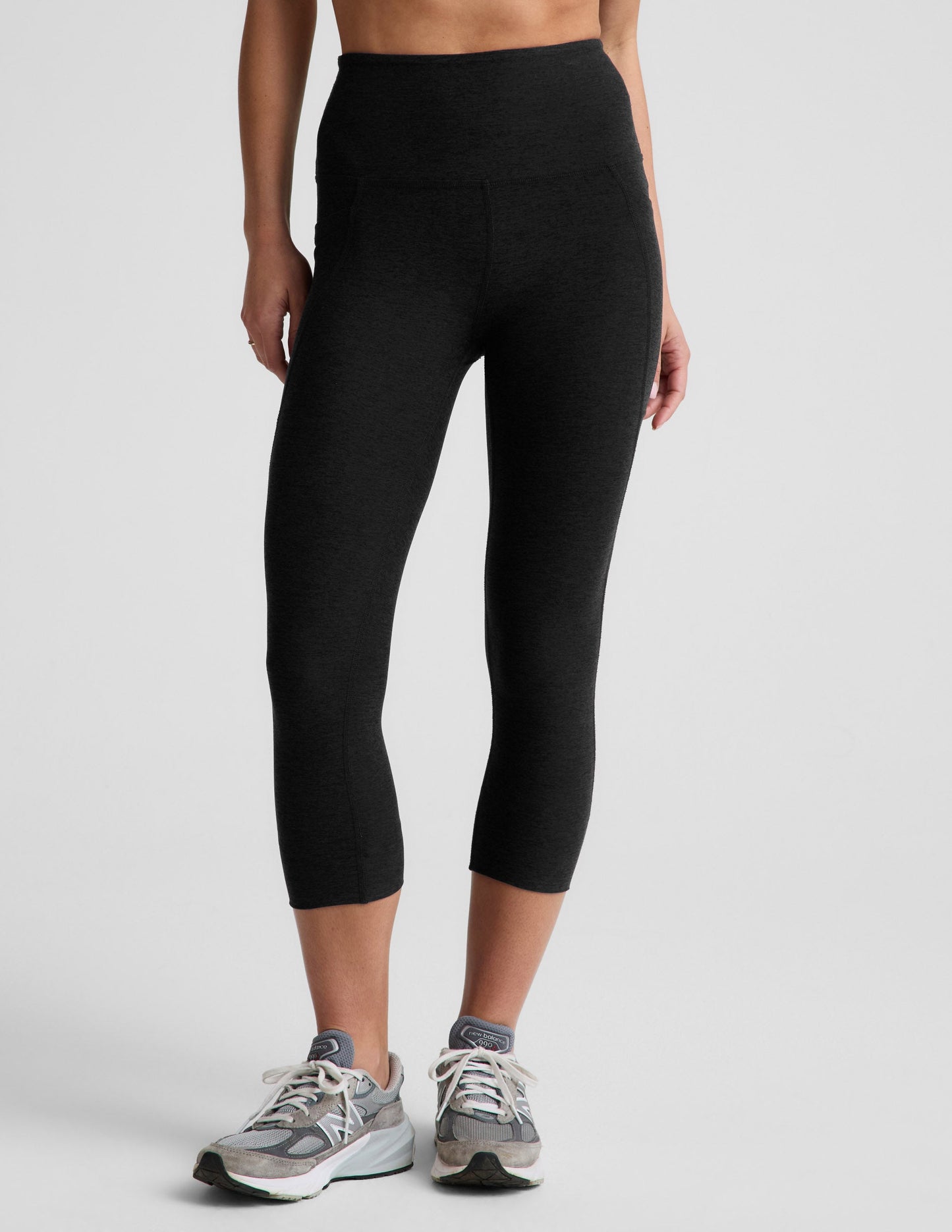 Beyond Yoga Women's High Waisted Spacedye Capri Legging - Black