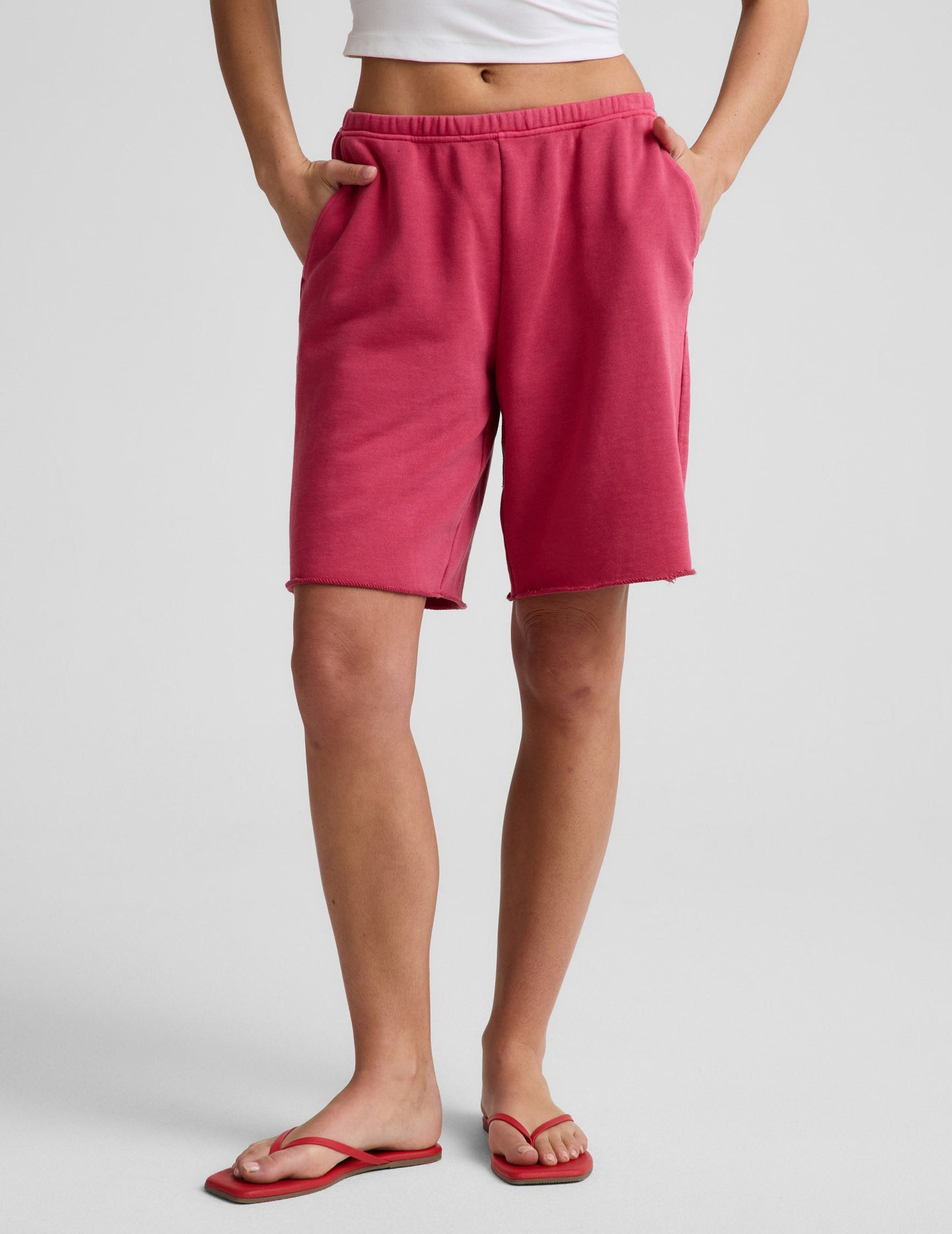 Beyond Yoga Women's Low-Rise Fade Out Bermuda Shorts - Red