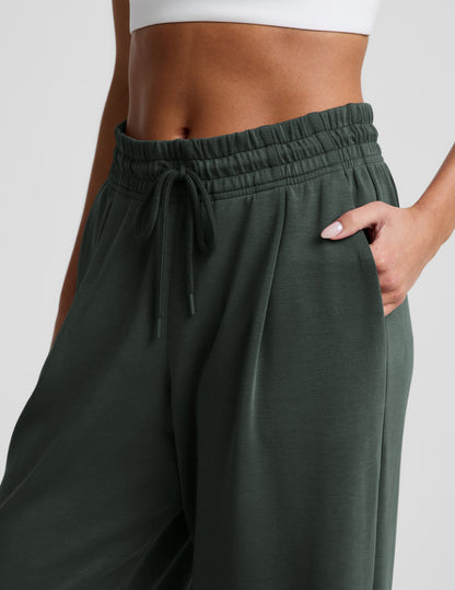 Beyond Yoga Women's Luxe Sandwash Pants - Slate Green