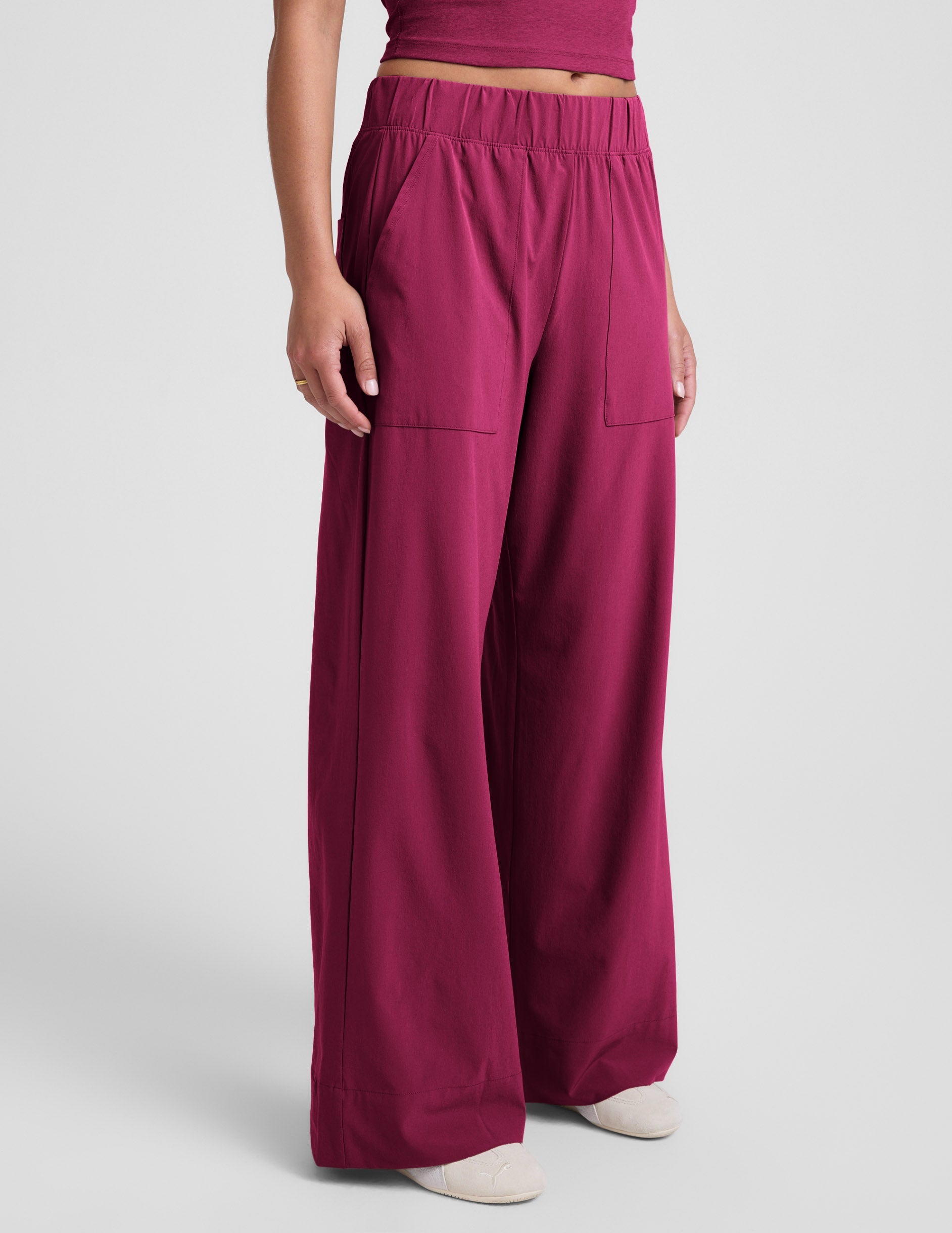 Beyond Yoga Women's 29" Easy Wide Leg Pants - Sangria