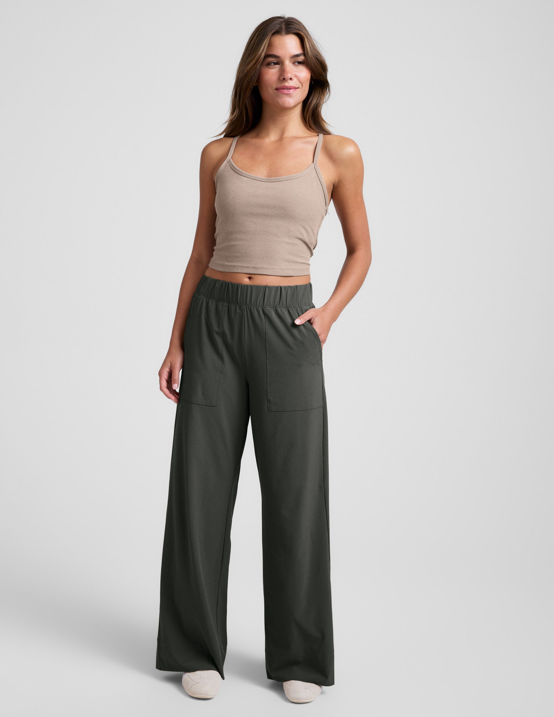 Beyond Yoga Wide Leg Stretch Mid Rise Flowy Pant - Slate Green