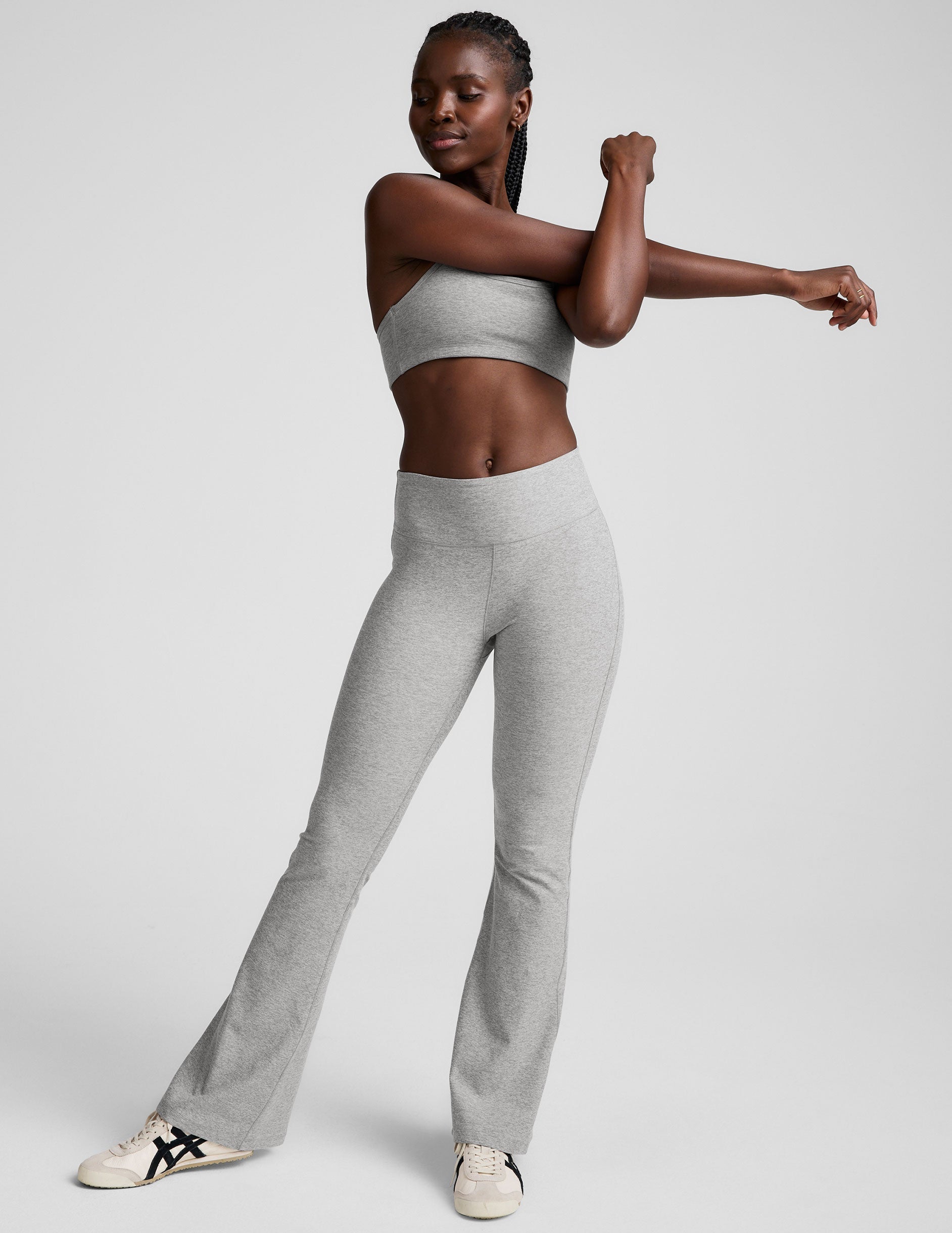 Beyond Yoga Mid-Rise Bootcut Spacedye Pant - Silver Mist