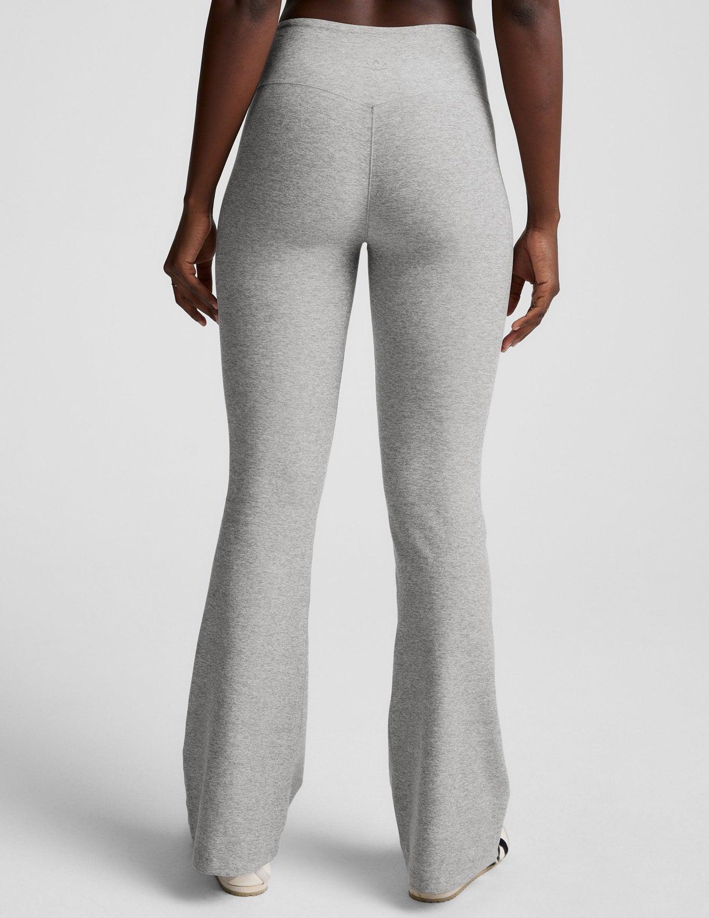 Beyond Yoga Mid-Rise Bootcut Spacedye Pant - Silver Mist