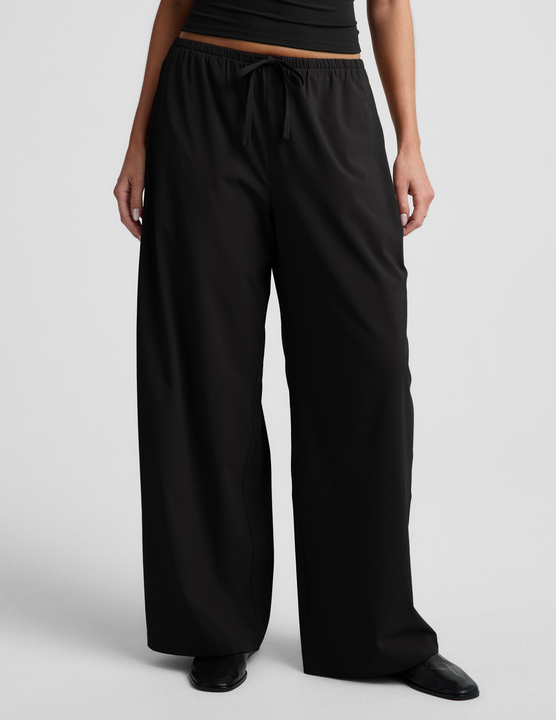Beyond Yoga Women's Wide Leg Solstice Pants - True Black