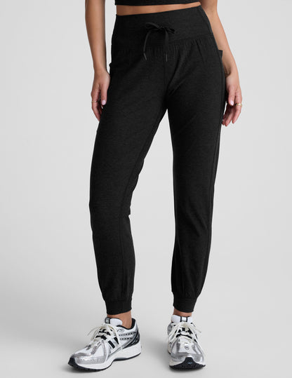 Beyond Yoga High Waisted Spacedye Pocket Jogger - Darkest Night