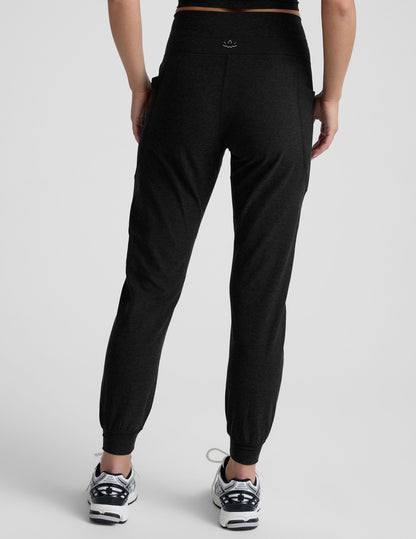 Beyond Yoga High Waisted Spacedye Pocket Jogger - Darkest Night