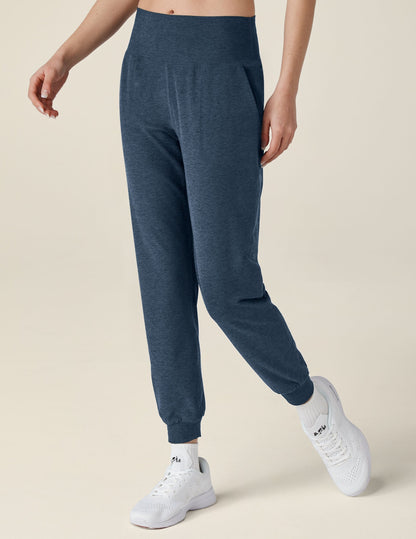 Beyond Yoga Women's Slim Fit Spacedye Midi Jogger - Nocturnal Navy