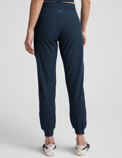 Beyond Yoga High Waisted Spacedye Go Pocket Jogger - Nocturnal Navy