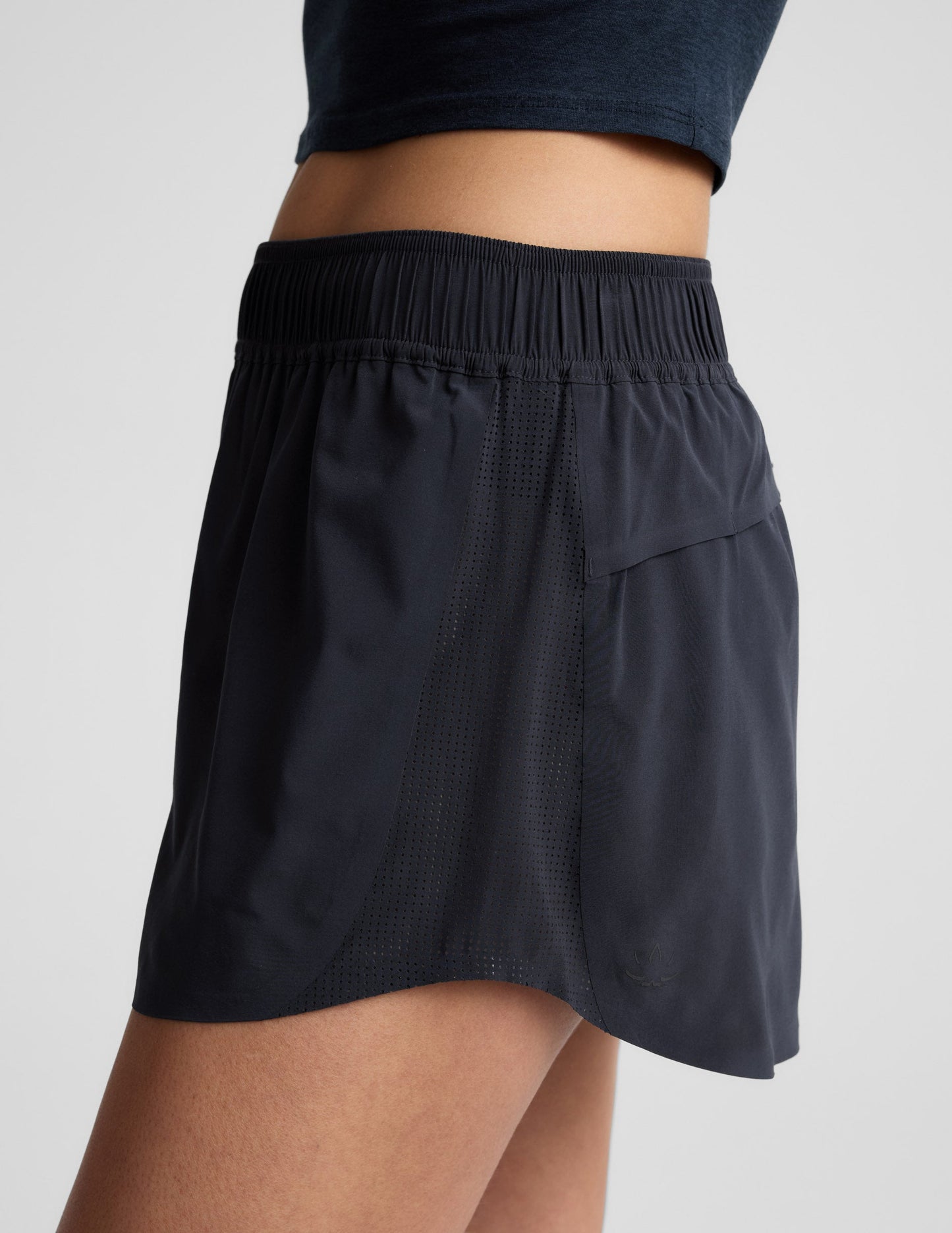 Beyond Yoga Lined Running Solemate Shorts - Nocturnal Navy