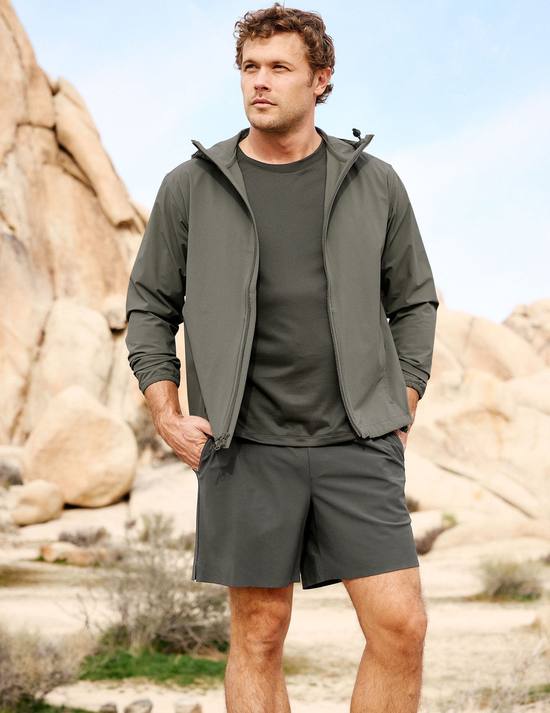 Beyond Yoga Men's Lined WarpLite Shorts - Slate Green