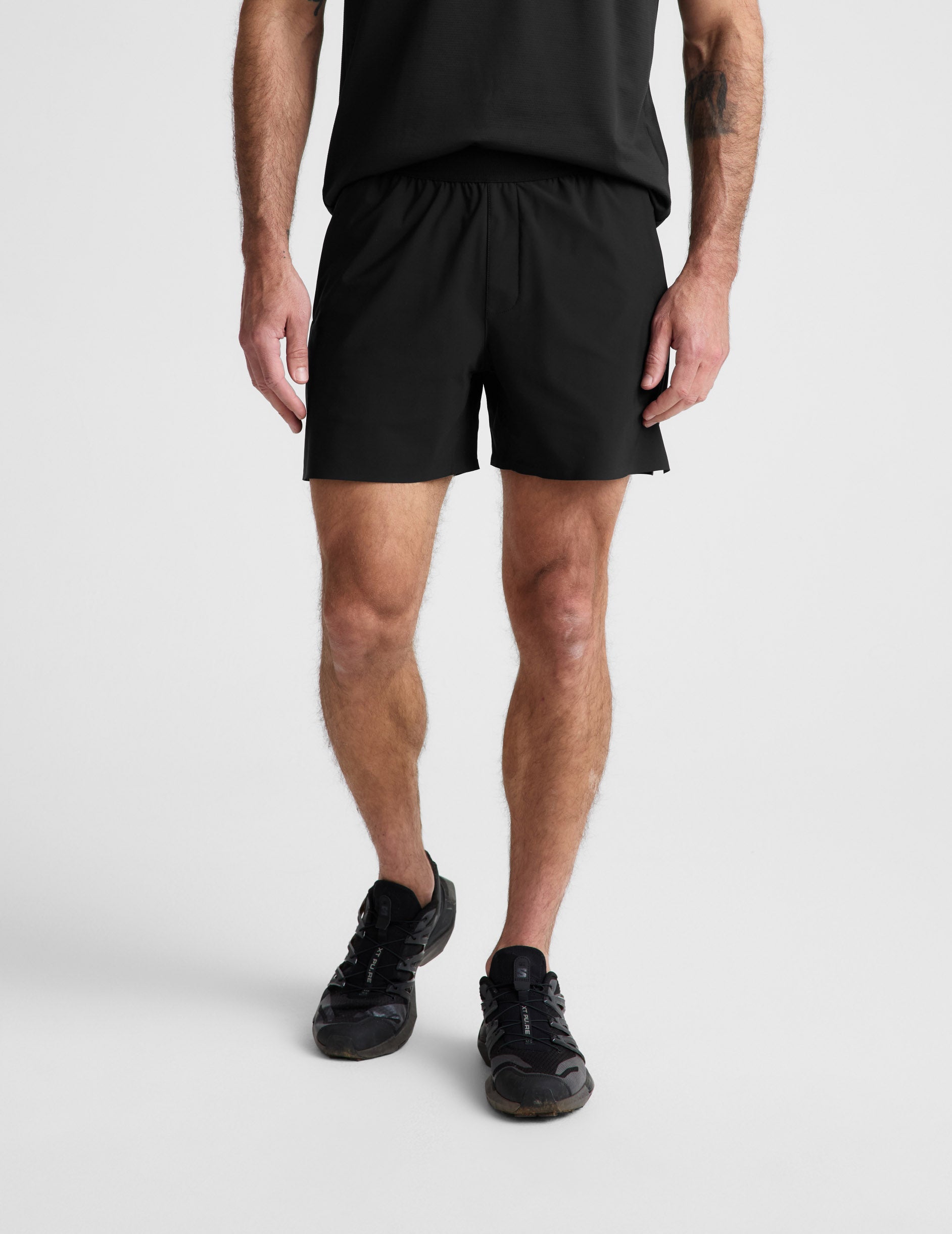 Beyond Yoga Men's Quick Dry Lined WarpLite Shorts - Black