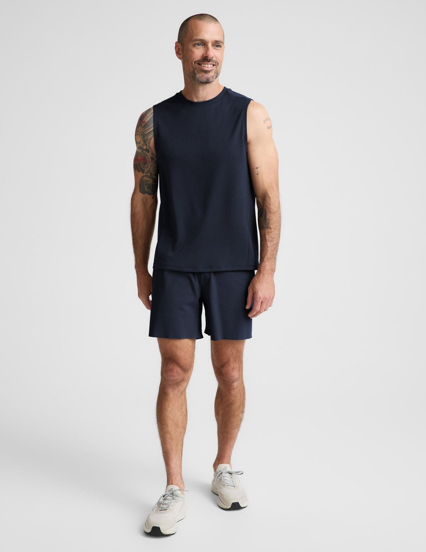 Beyond Yoga Men's Gym WarpLite Shorts - Nocturnal Navy