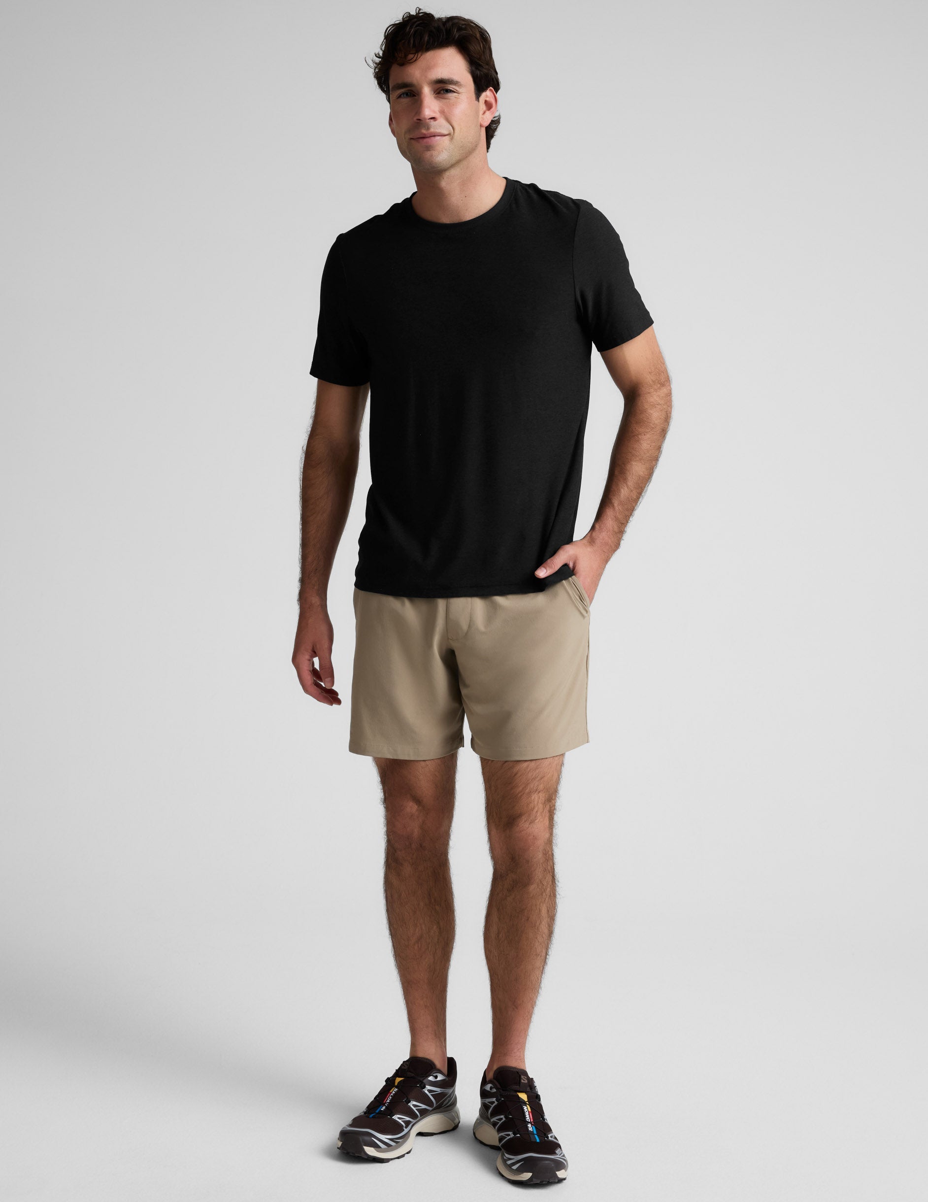 Beyond Yoga Men's Lightweight 7-Inch Pivotal 2.0 Shorts - Mushroom