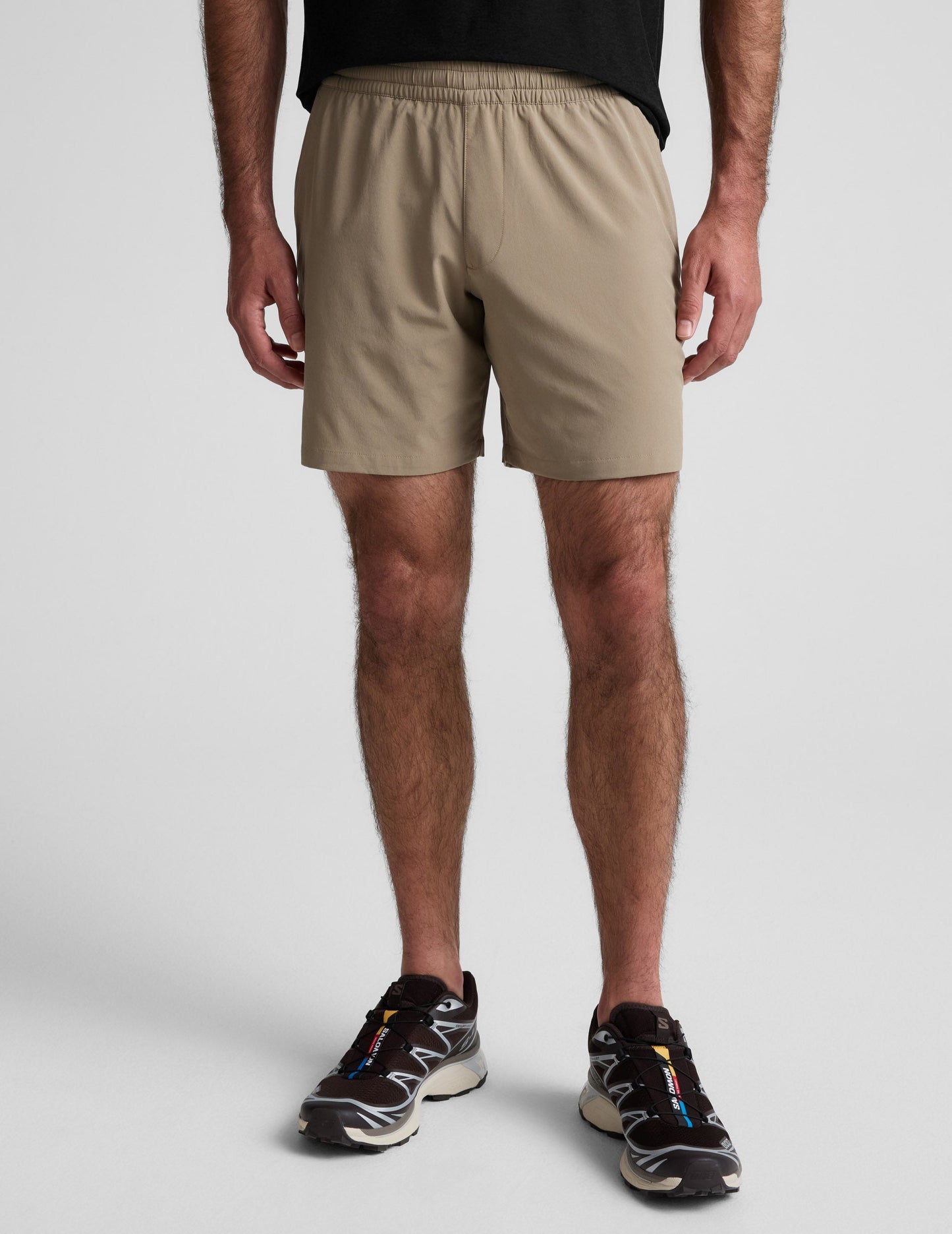 Beyond Yoga Men's Lightweight 7-Inch Pivotal 2.0 Shorts - Mushroom