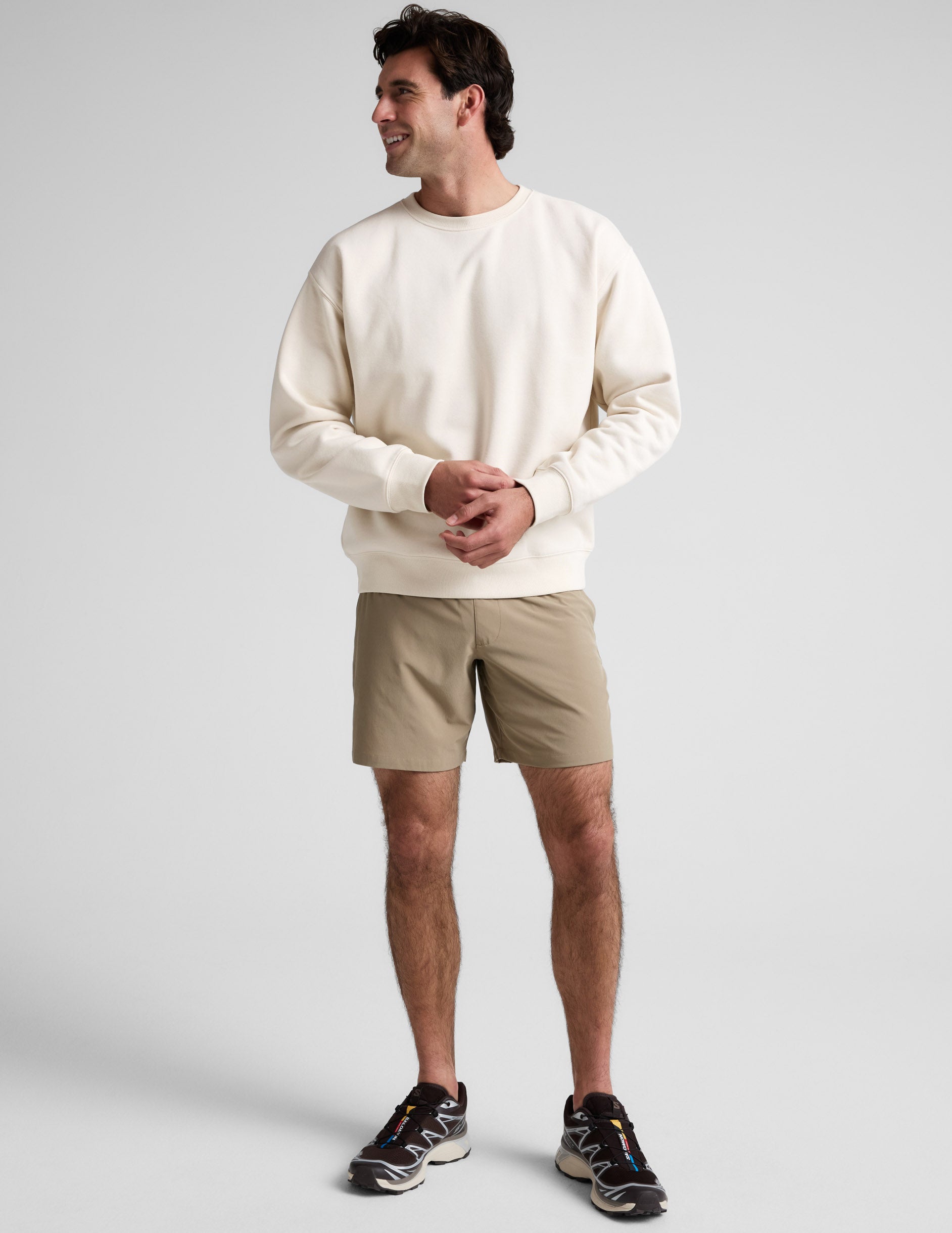 Beyond Yoga Men's Lightweight 7-Inch Pivotal 2.0 Shorts - Mushroom