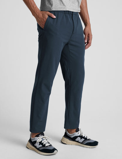 Beyond Yoga Men's Relaxed Straight Leg Dynamic Pants - Nocturnal Navy
