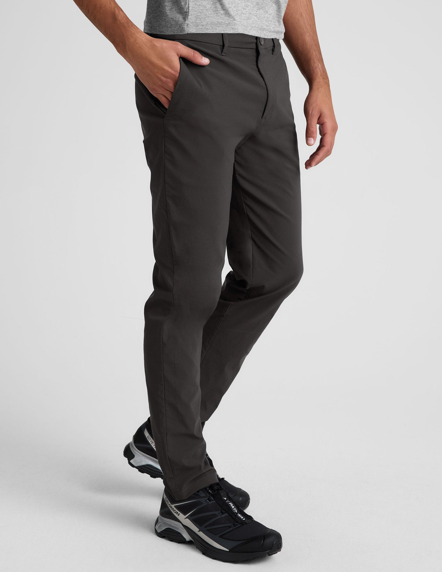 Beyond Yoga Men's Straight Fit Essential Chino Pants - Black Ash
