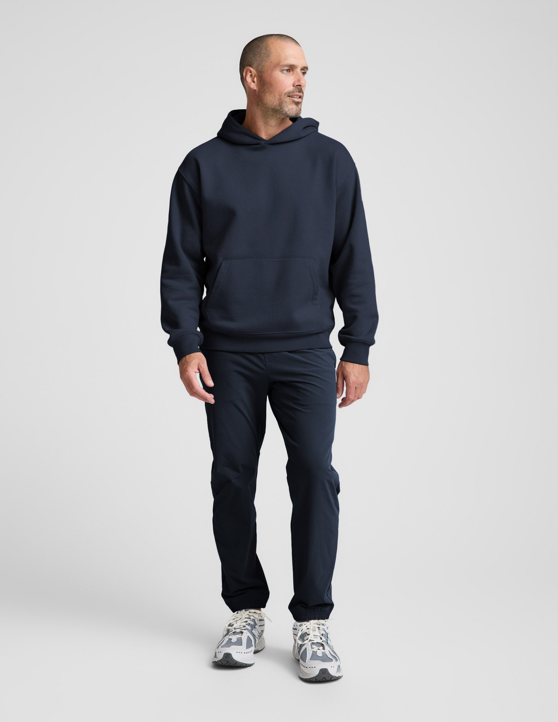 Beyond Yoga Men's Relaxed Fit On The Go Jogger Pants - Nocturnal Navy