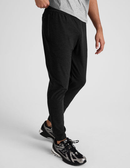 Beyond Yoga Men's Slim Fit Spacedye Jogger - Darkest Night