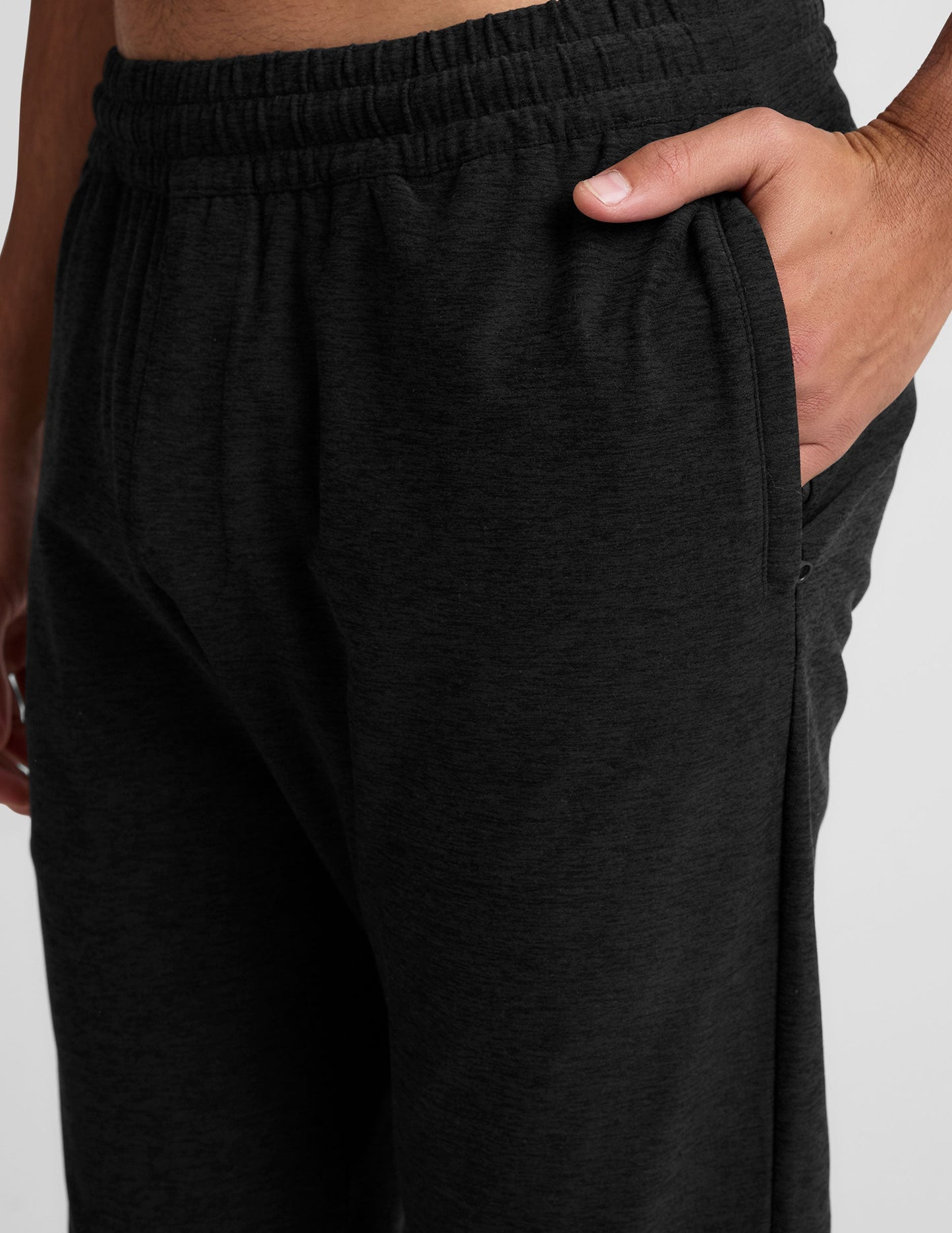 Beyond Yoga Men's Slim Fit Spacedye Jogger - Darkest Night