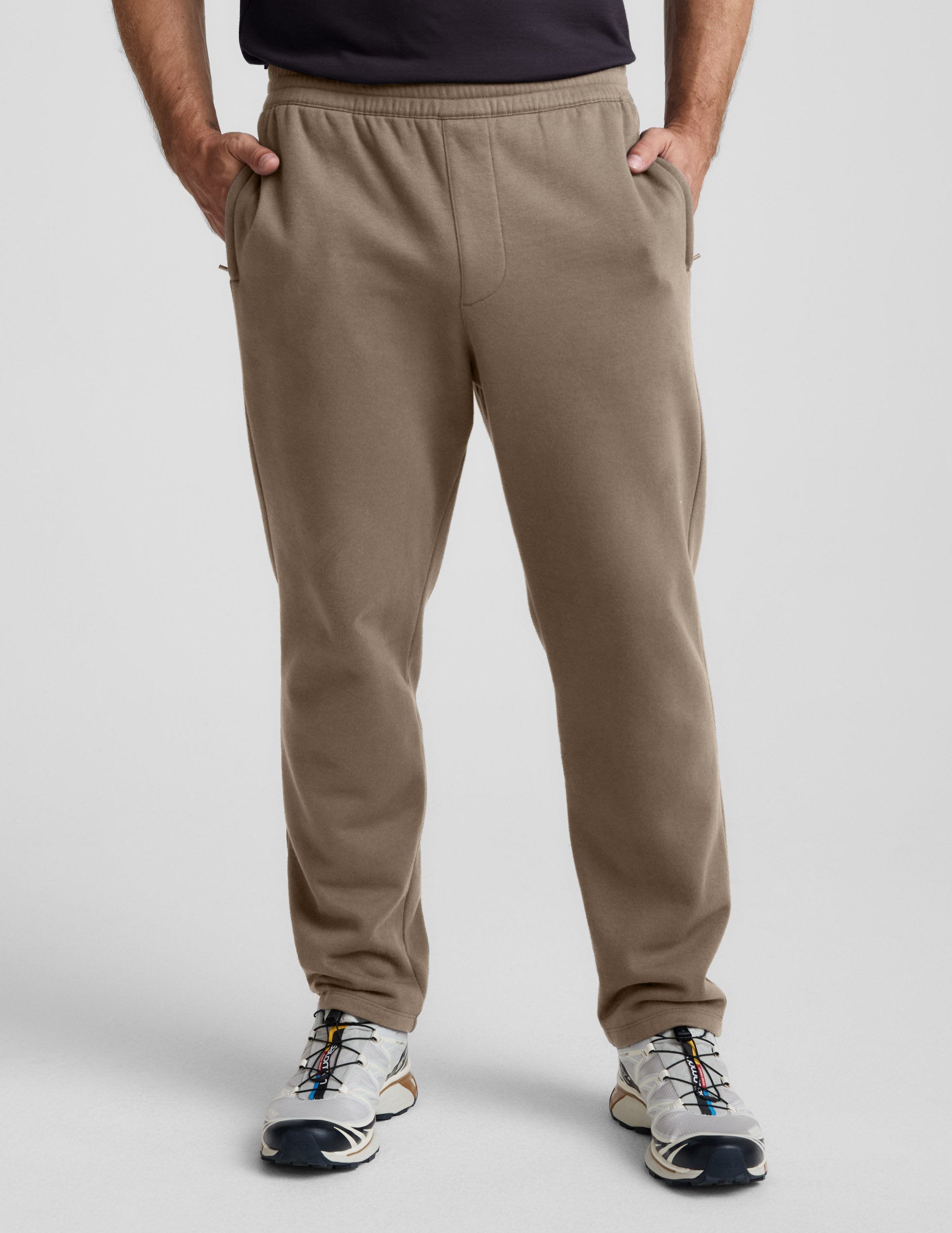 Beyond Yoga Men's Straight Leg LuxeFleece Pants - Mushroom