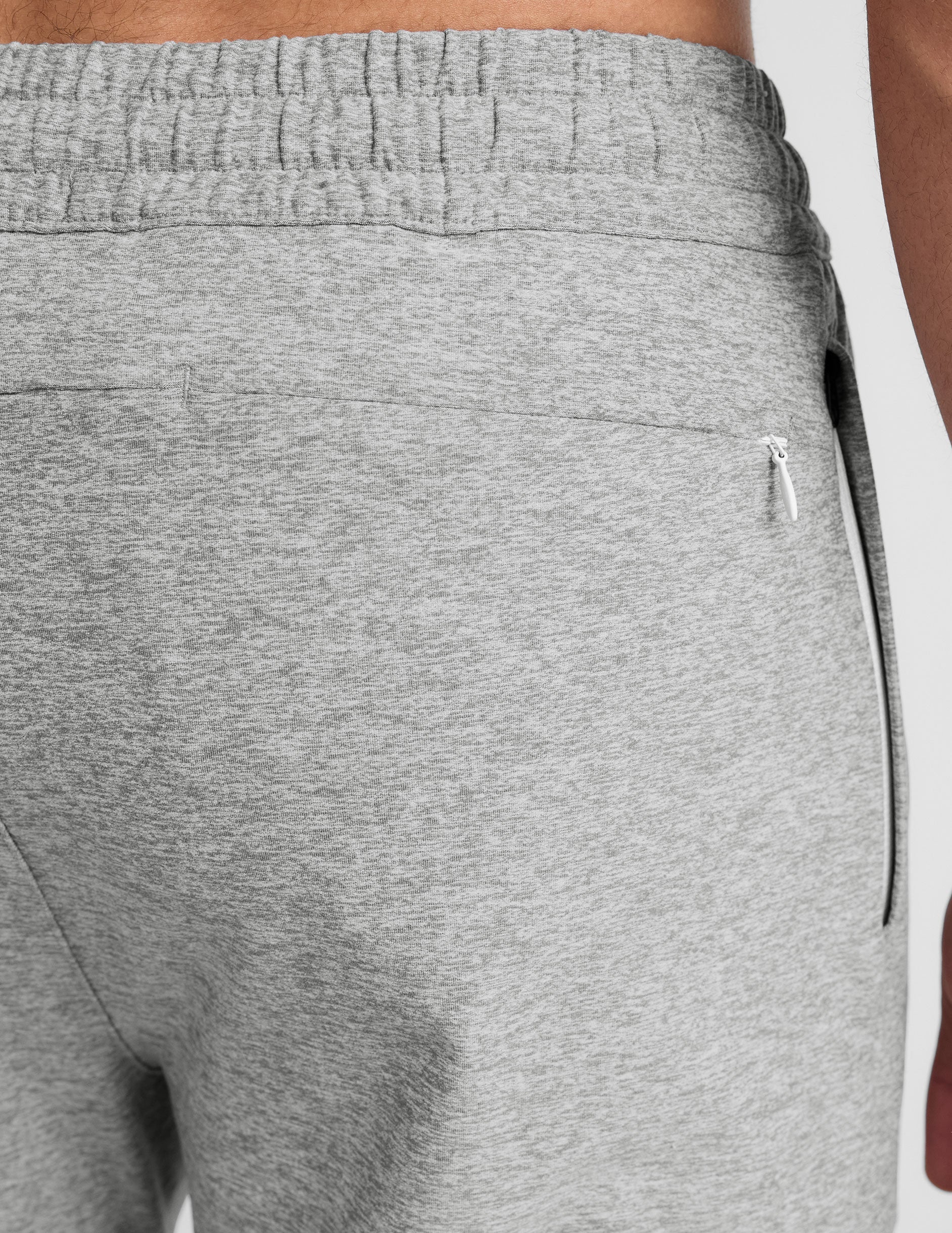 Beyond Yoga Men's Slim Fit Spacedye Freefit Jogger - Silver Mist
– Beyond Yoga