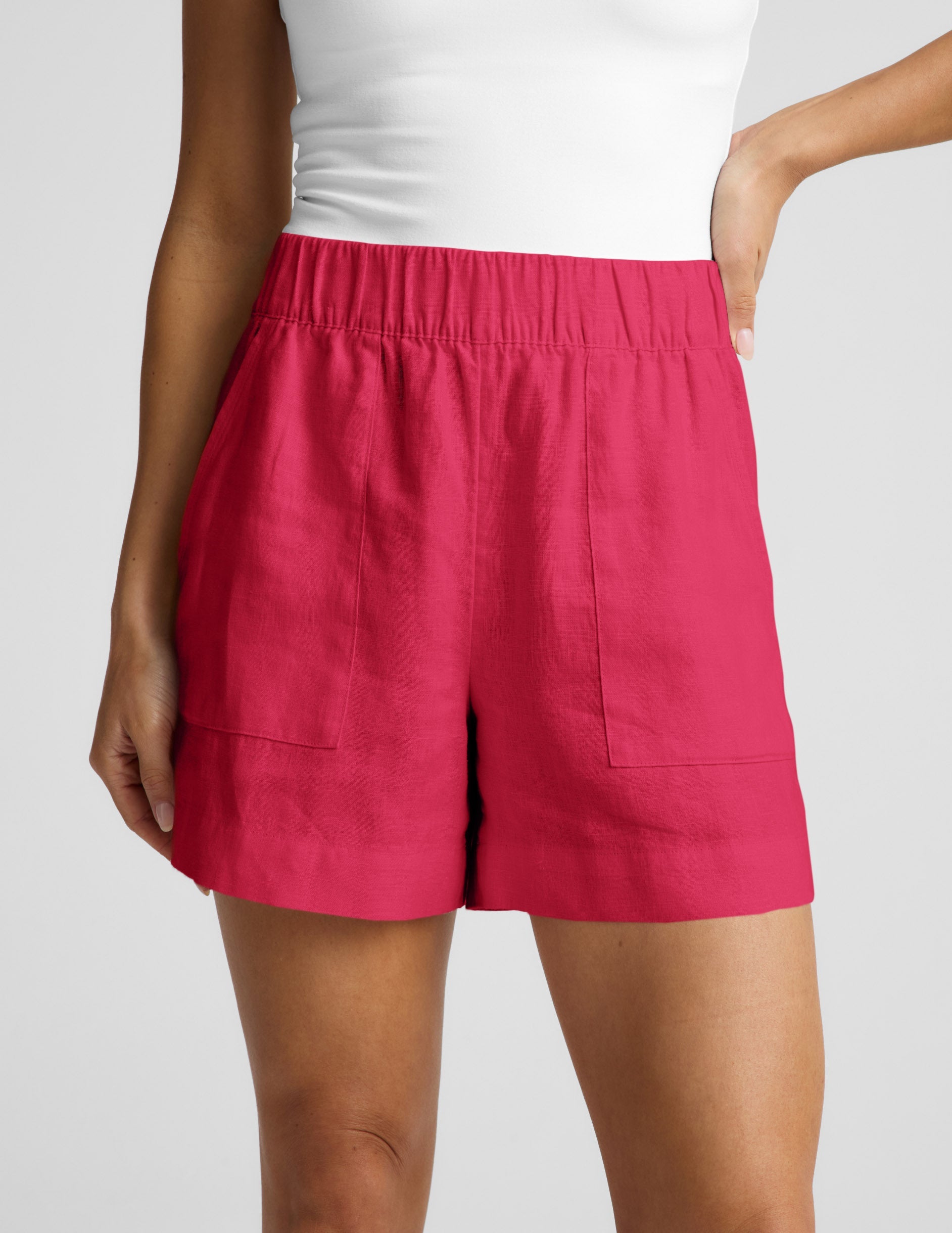 Beyond Yoga Women's Linen Easy SoftWash Shorts - Berry Red