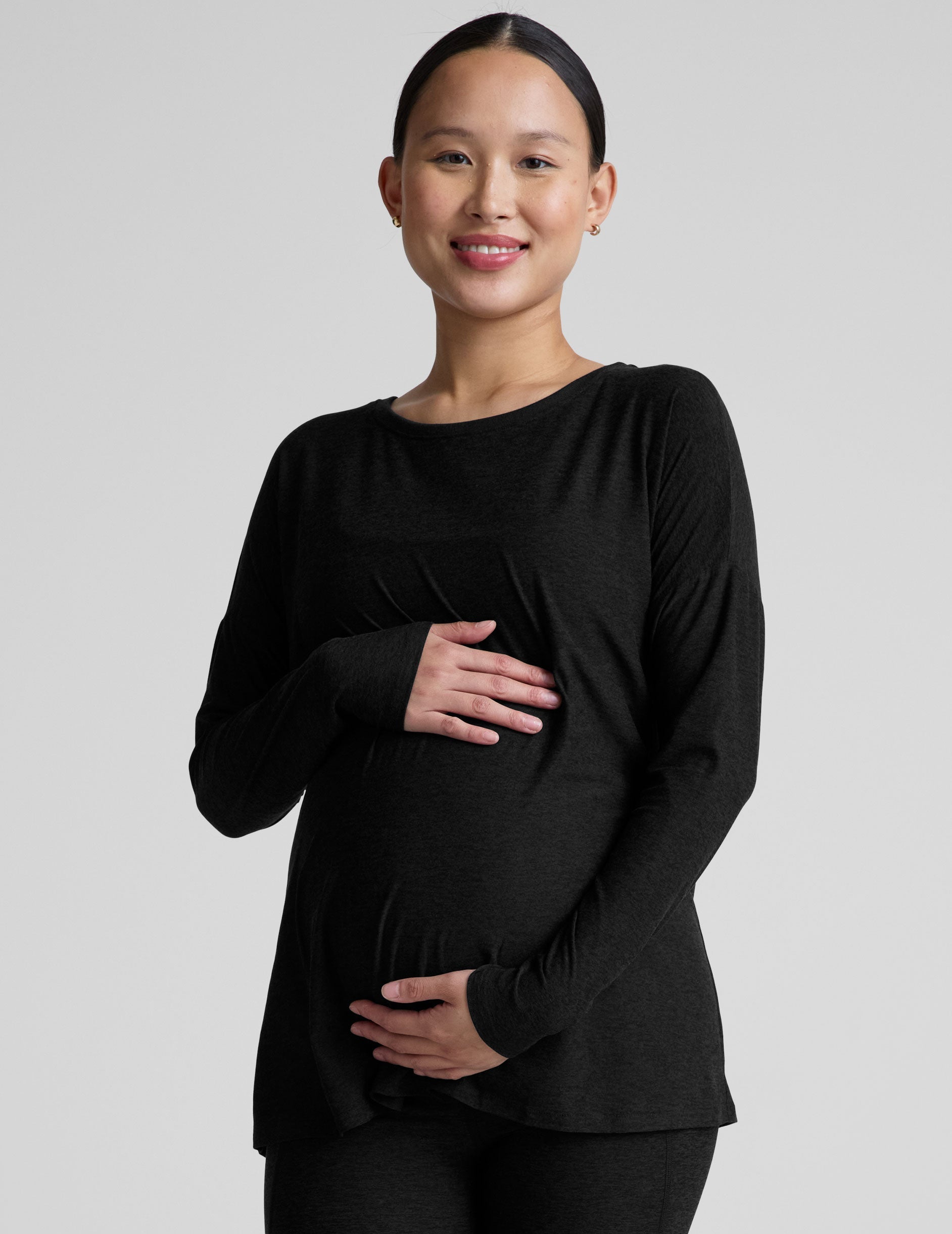 Beyond Yoga Featherweight Feels Like Home Long Sleeve Maternity Top