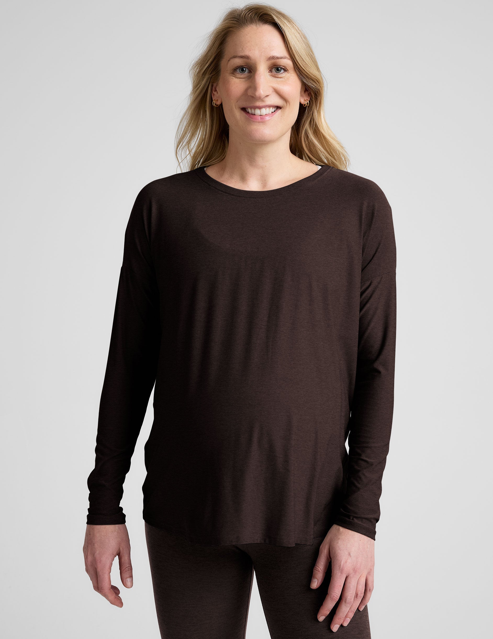 Beyond Yoga Featherweight Feels Like Home Long Sleeve Maternity Top