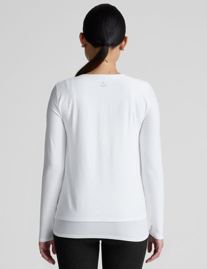 Beyond Yoga Featherweight Under Wraps Nursing Overlap Long Sleeve Tee