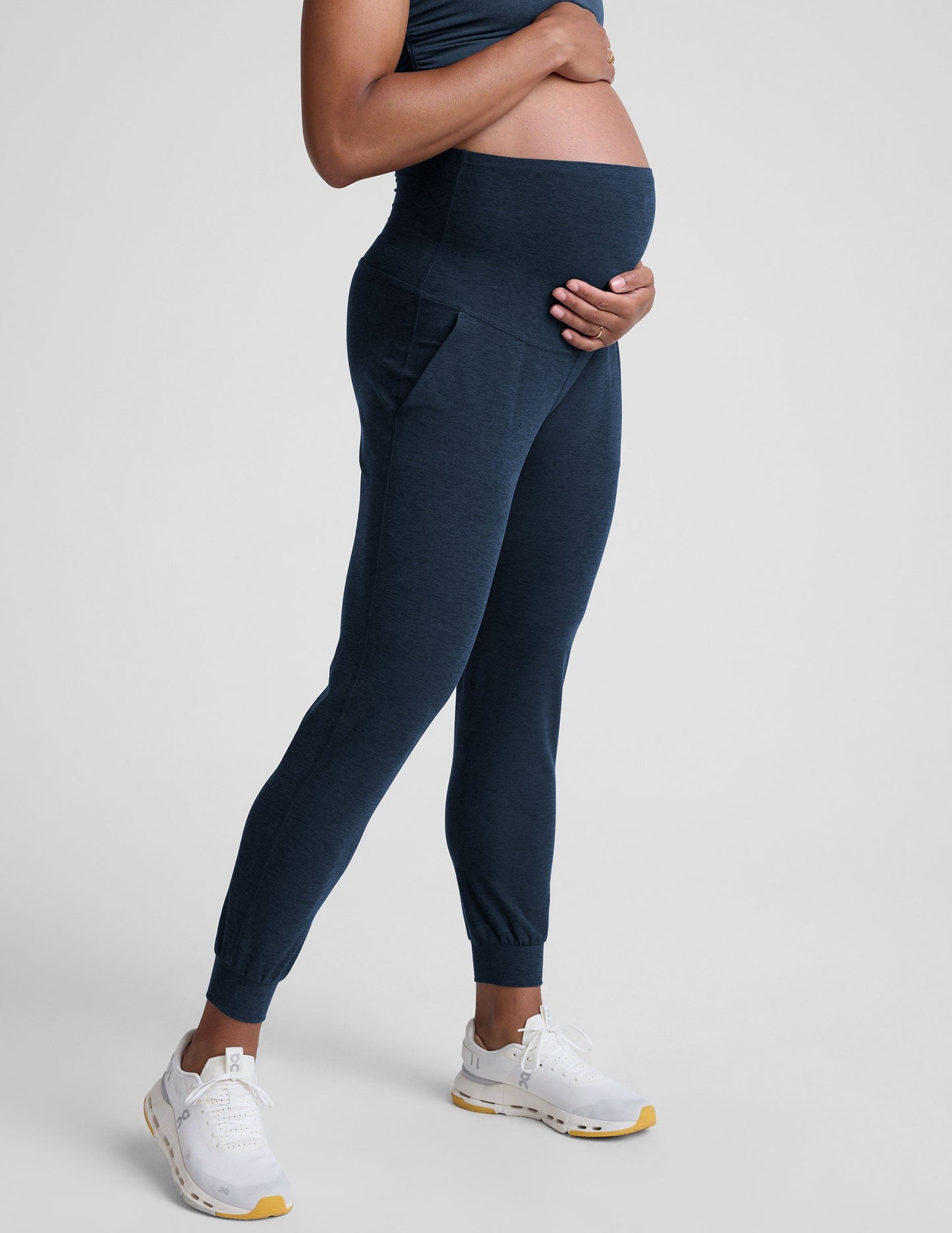 Beyond Yoga Women's High Waisted Spacedye Maternity Jogger - Navy