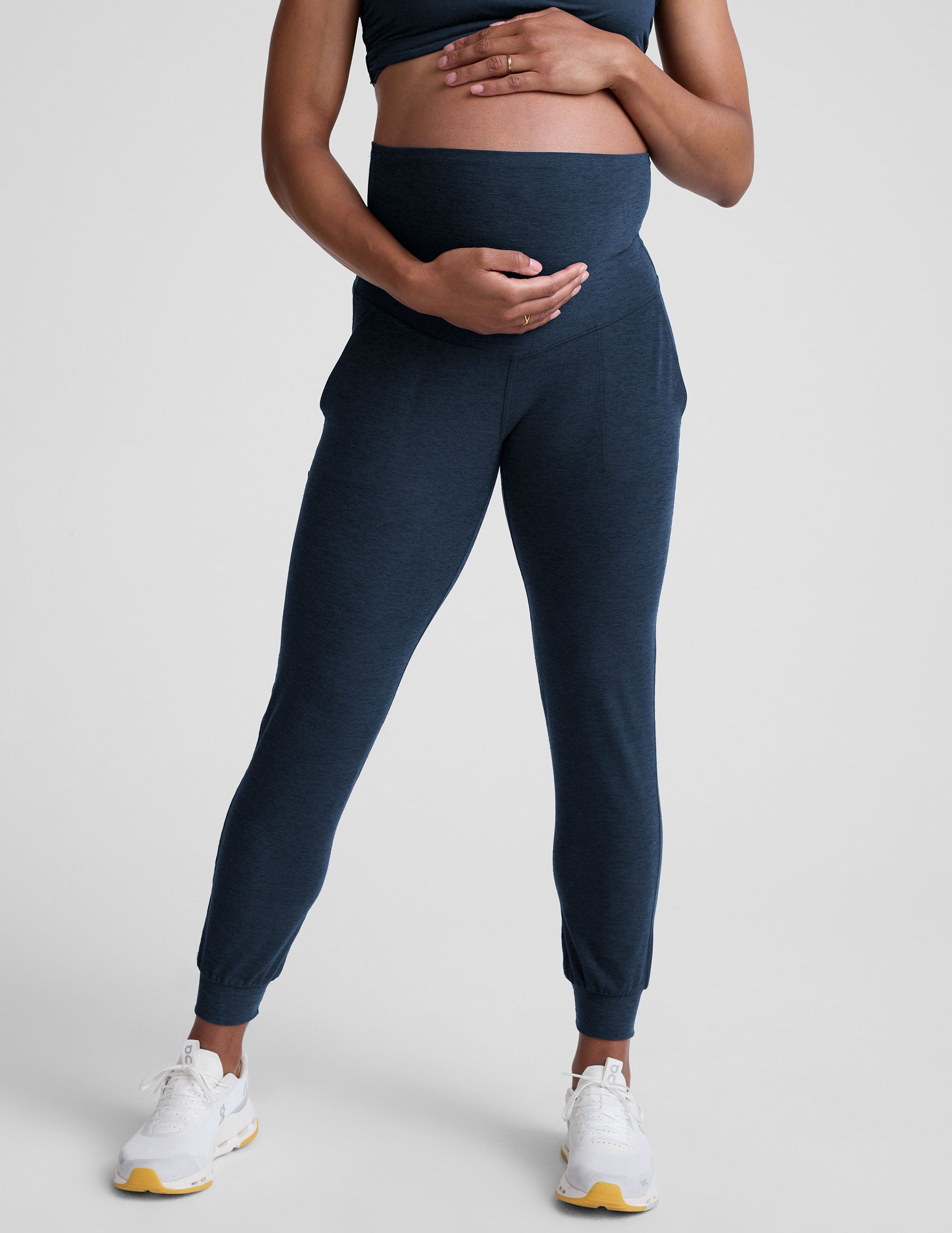 Beyond Yoga Women's High Waisted Spacedye Maternity Jogger - Navy