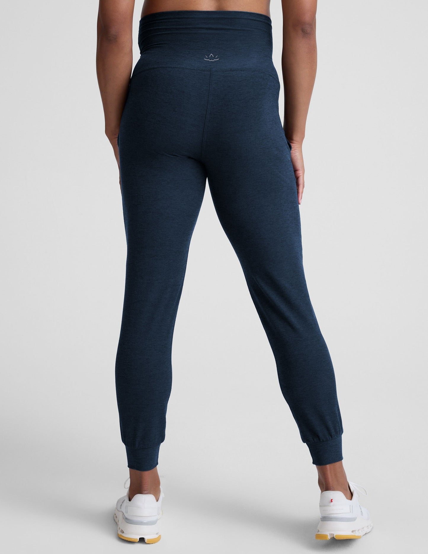 Beyond Yoga Women's High Waisted Spacedye Maternity Jogger - Navy