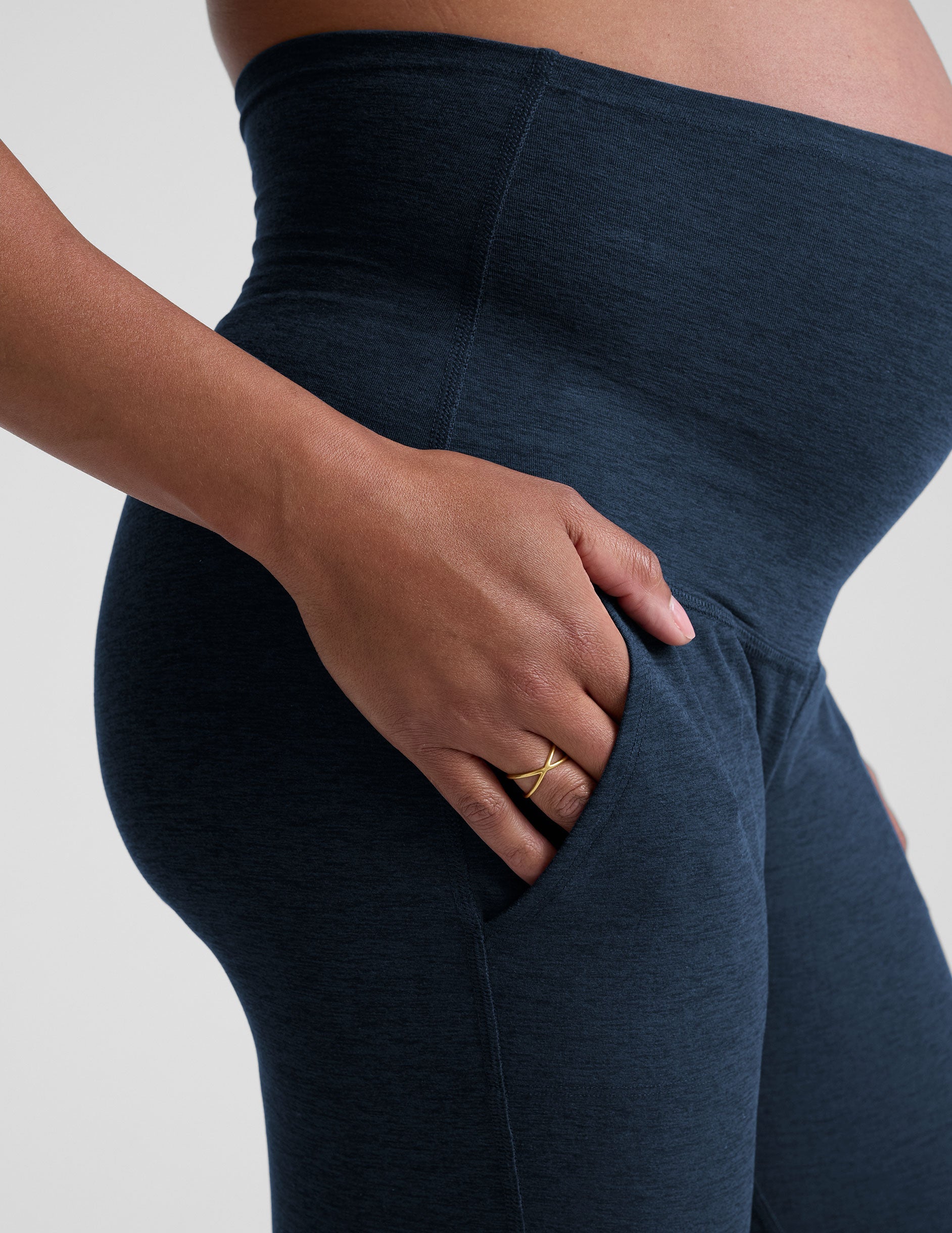 Beyond Yoga Women's High Waisted Spacedye Maternity Jogger - Navy
