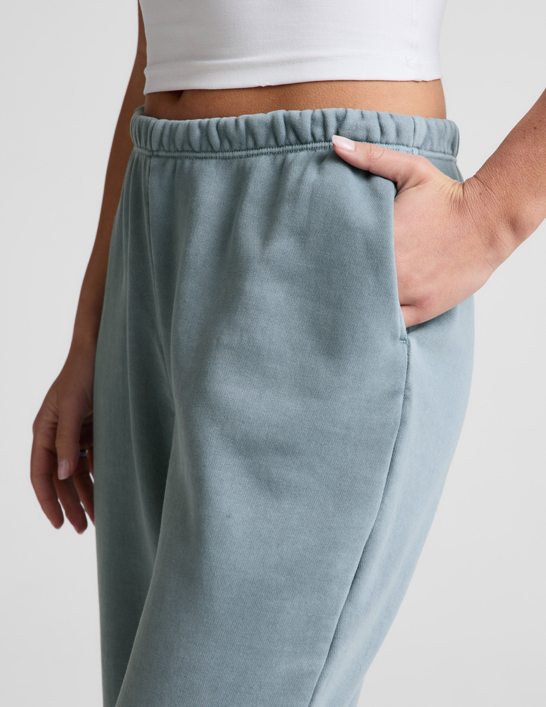 Beyond Yoga Fade Out Mid-Rise Drawstring Sweatpant - Ice Blue