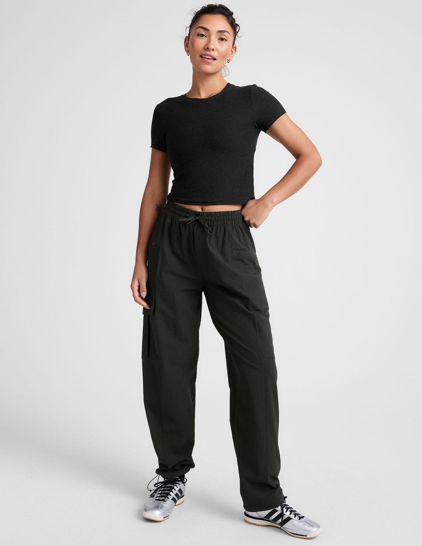 Beyond Yoga Women's Relaxed Fit Cargo Pants - Black