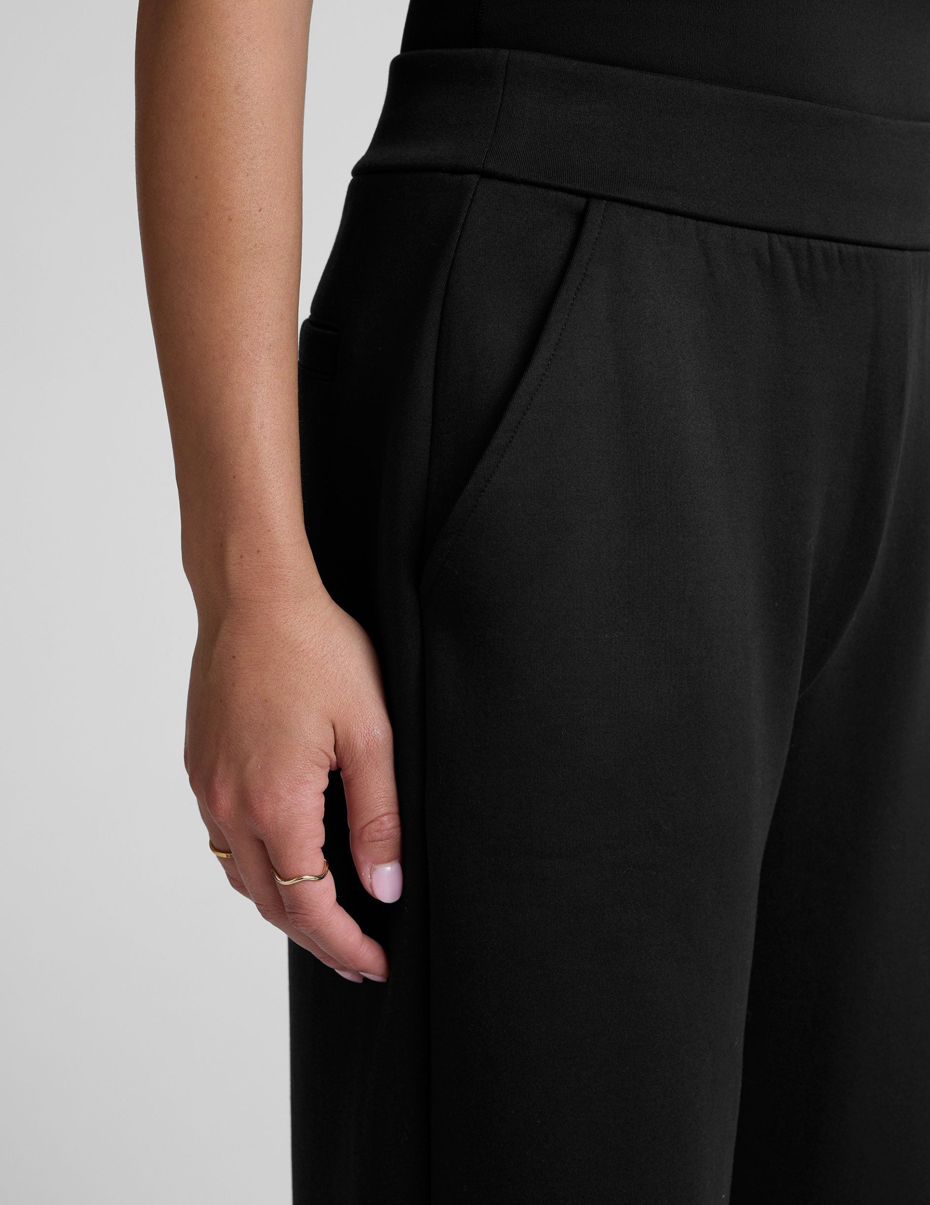 Beyond Yoga Wide Leg Elastic Waist In The Flow Pant - Black