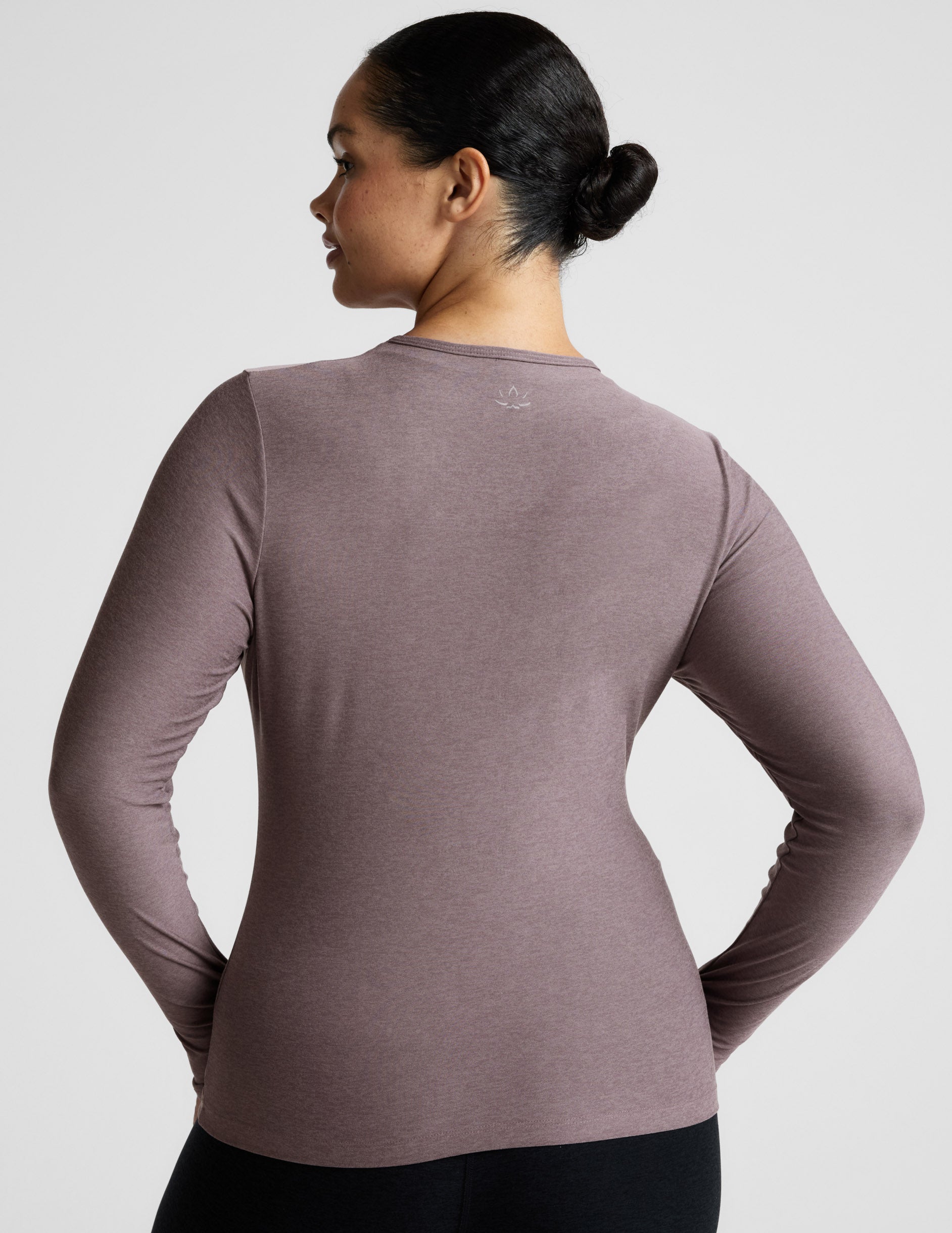 Beyond Yoga Featherweight Classic Crew Pullover