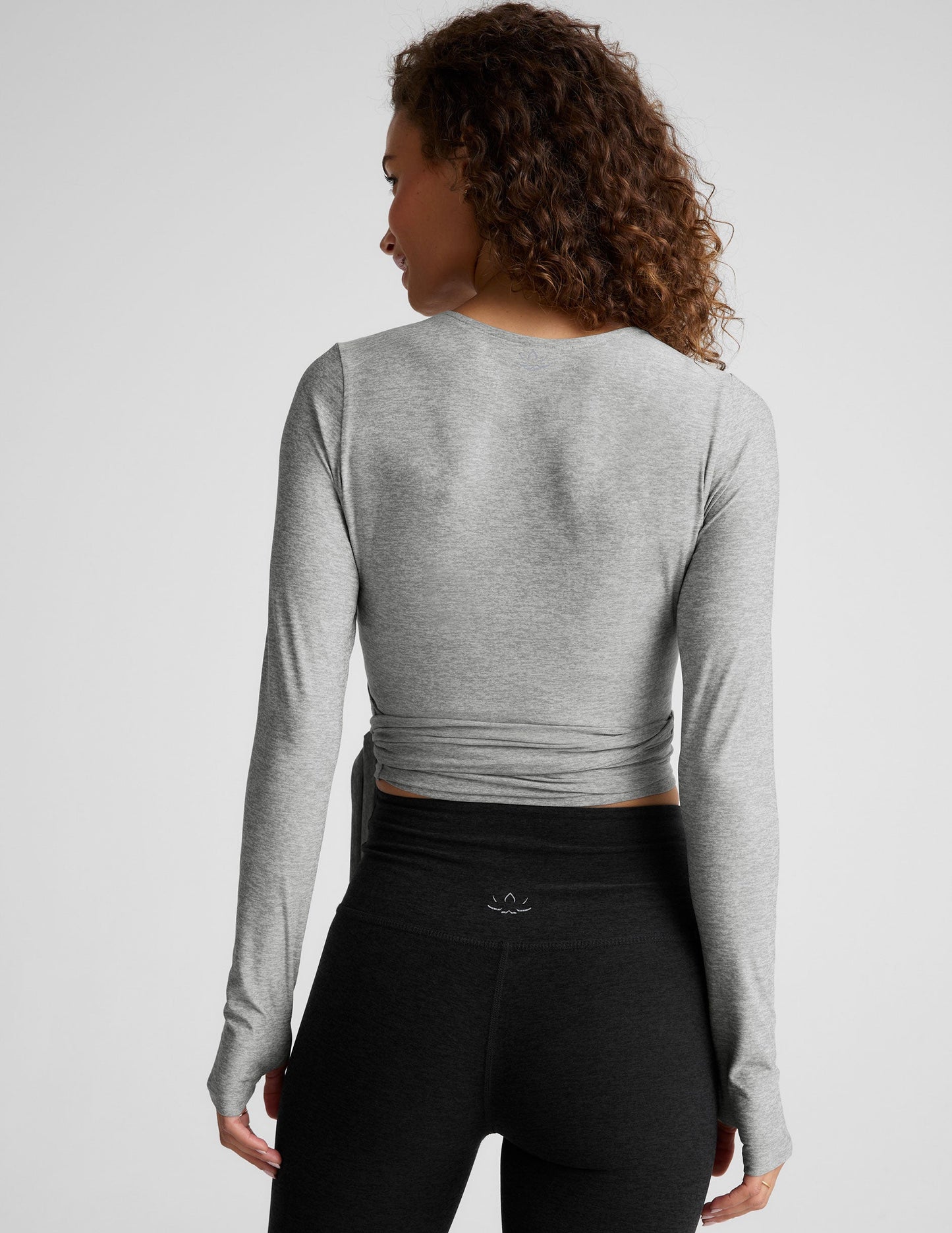 Beyond Yoga Featherweight Waist No Time Wrap Top