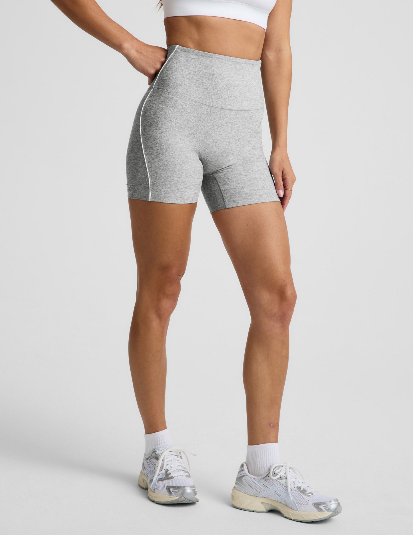 Beyond Yoga Women's 5 Inch Spacedye™ Shorts - Silver Mist