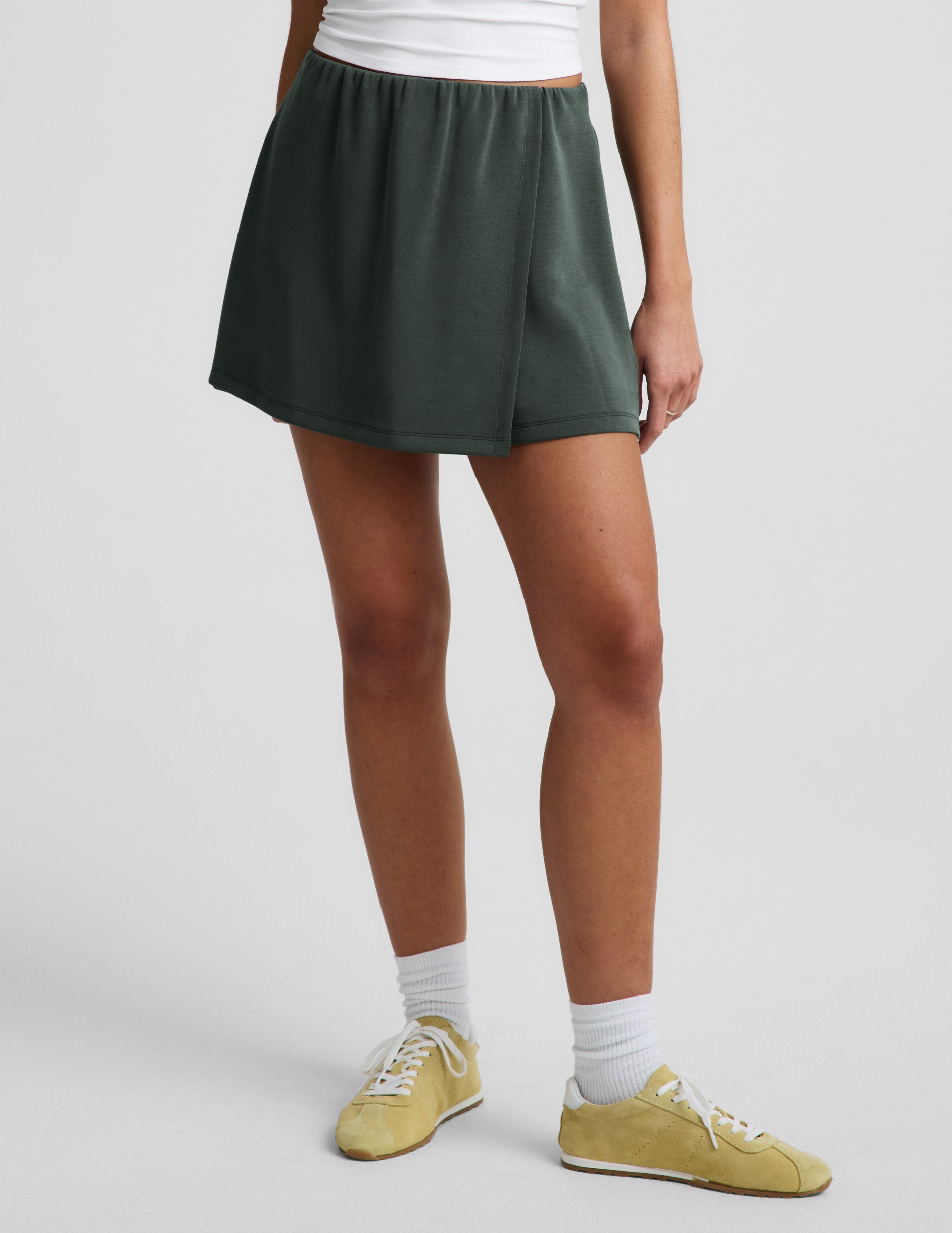 Beyond Yoga Women's Luxe Sandwash Skort - Slate Green