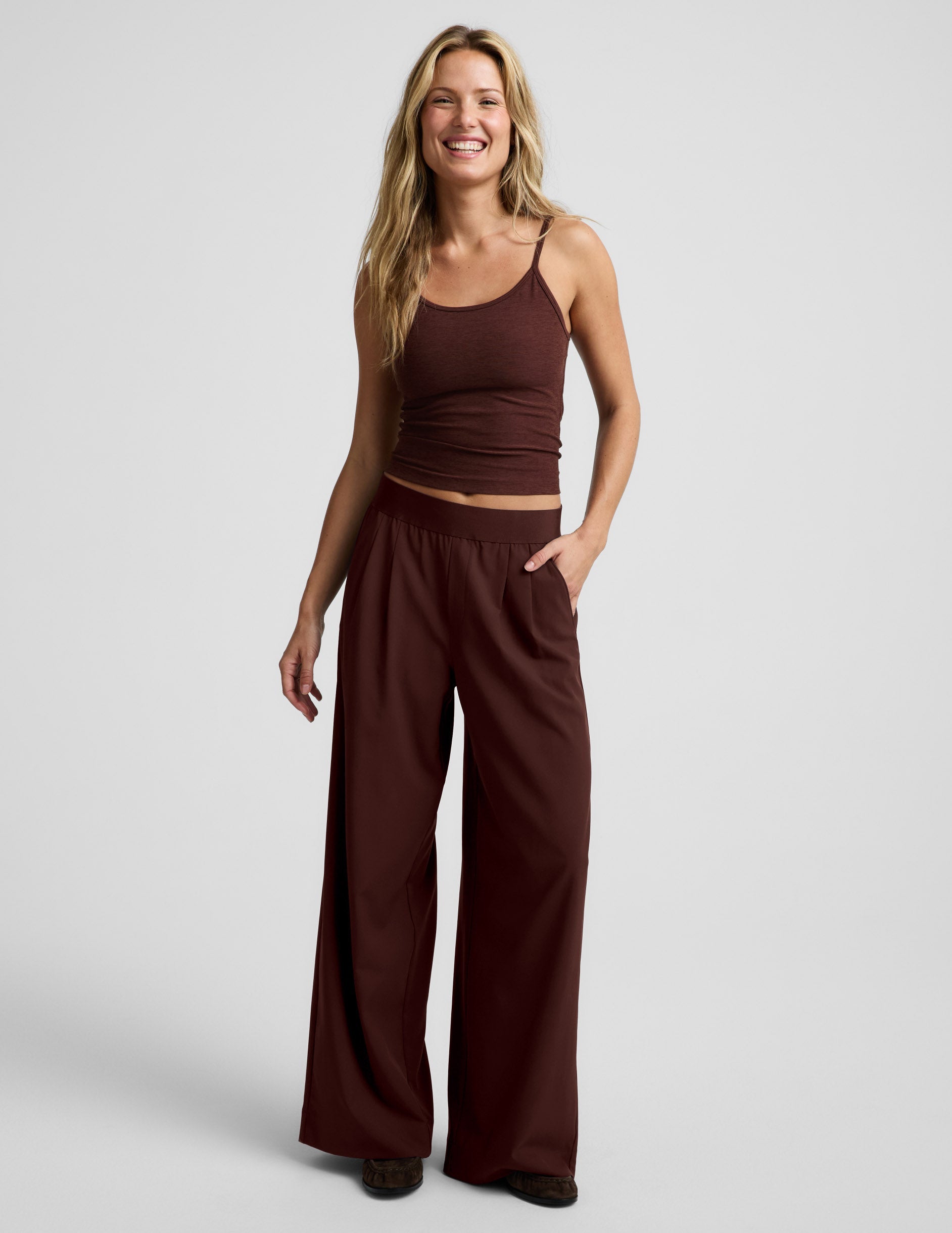 Beyond Yoga Women's Elasticated Wide Leg Pants - Iced Mocha
